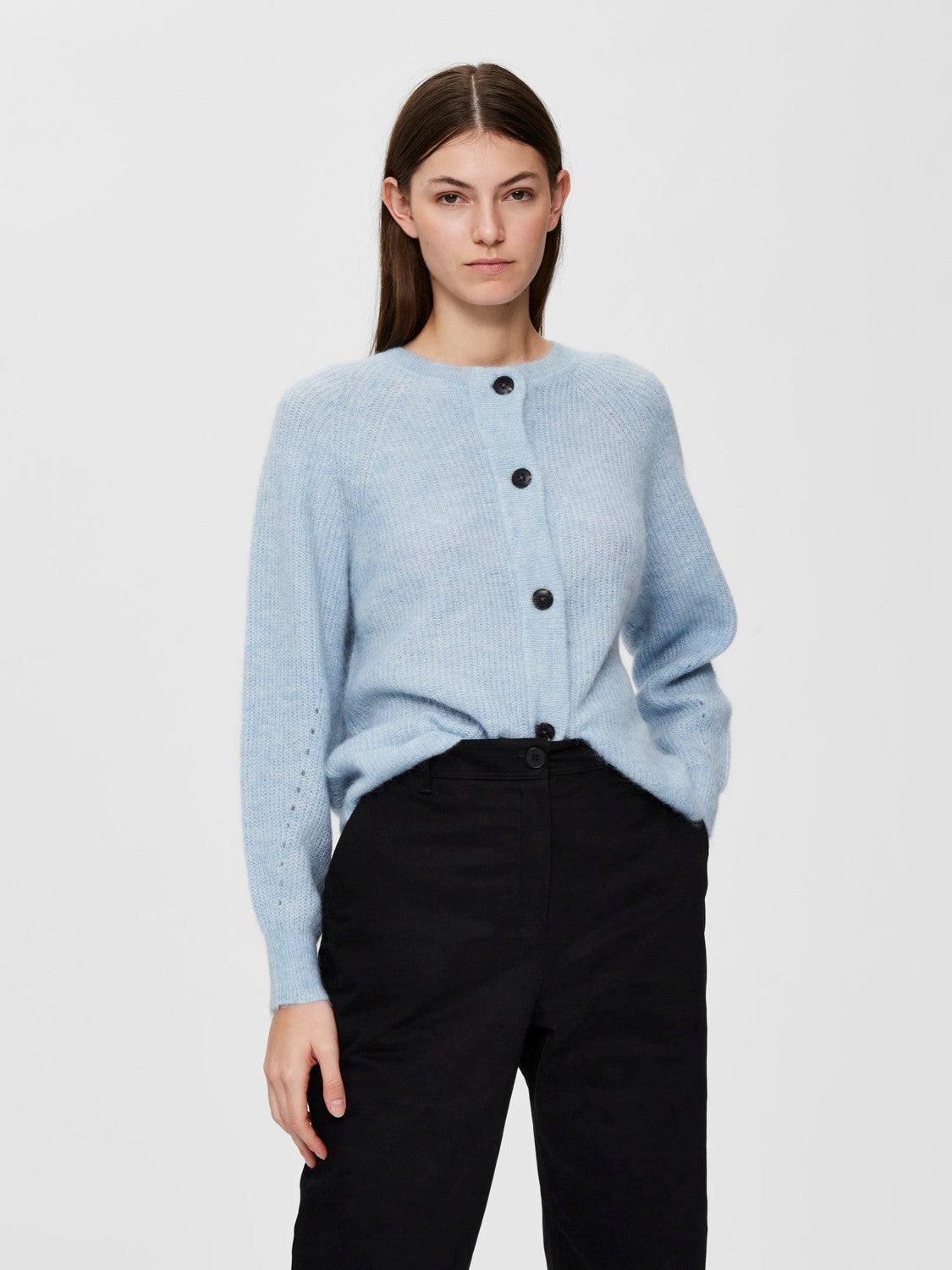 selected-femme-naisten-neuletakki-lulu-ls-knit-short-cardigan-vaaleansininen-1