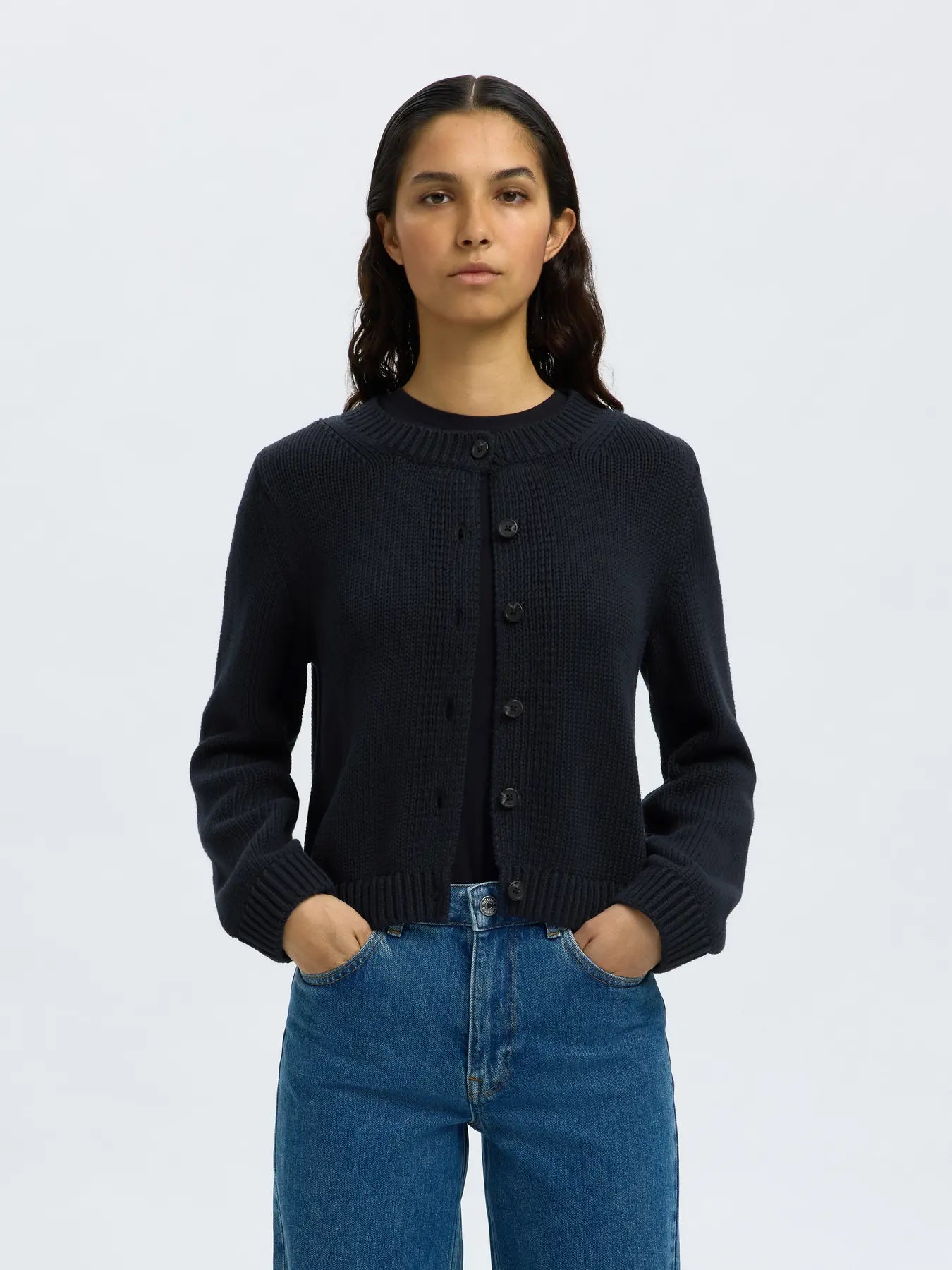 selected-femme-naisten-neuletakki-slfivy-ls-knit-o-neck-cardigan-noos-tummansininen-1