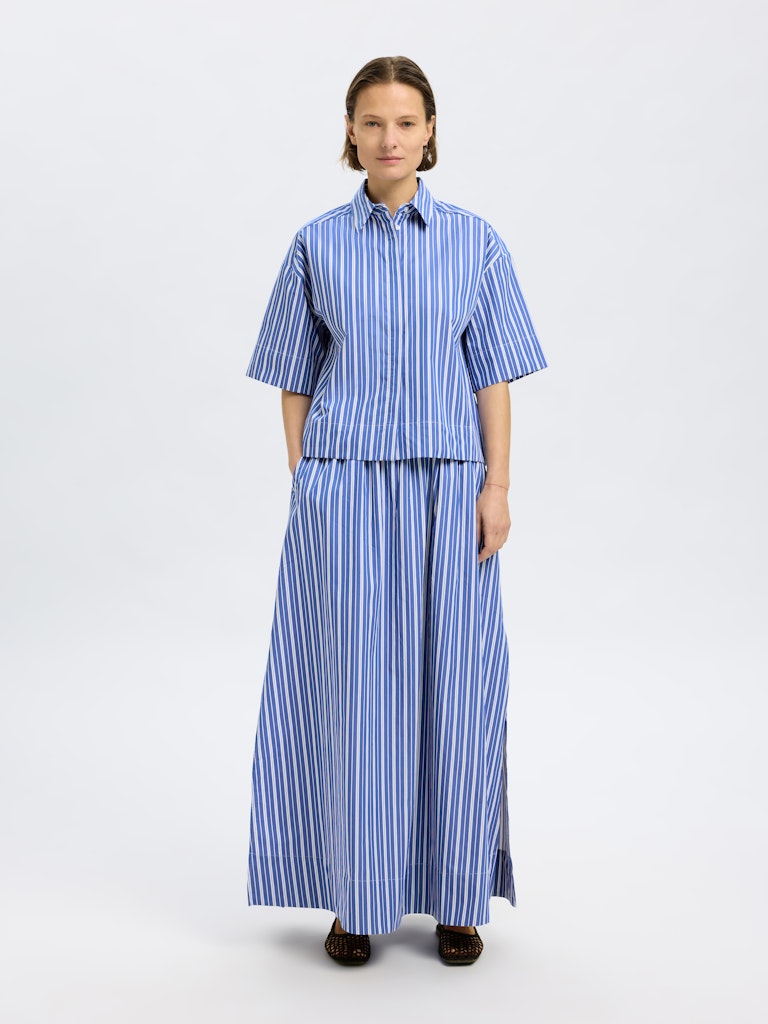 selected-femme-naisten-paita-slffia-2-4-cropped-striped-shirt-raidallinen-sininen-3