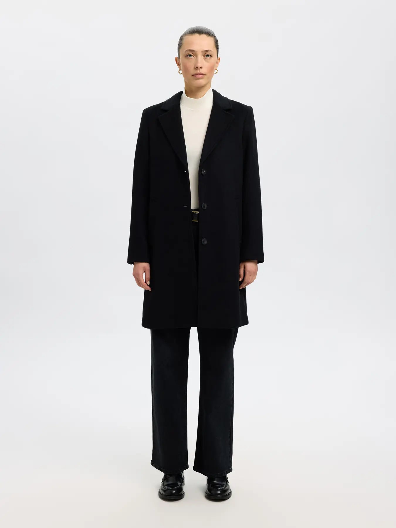 selected-femme-naisten-takki-slfsasja-lano-coat-black-1