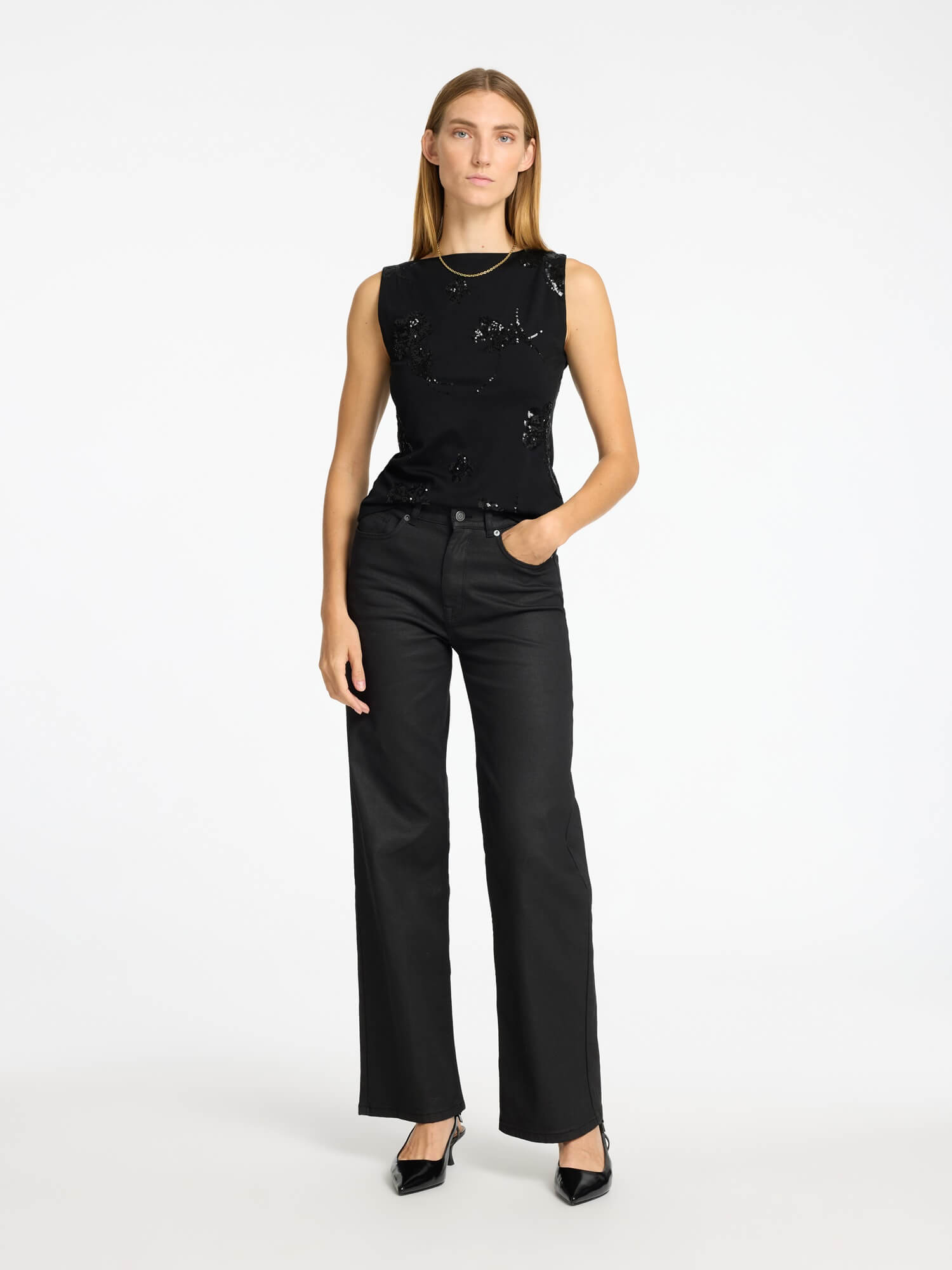 selected-femme-naisten-toppi-slfmalli-sl-applique-top-musta-3