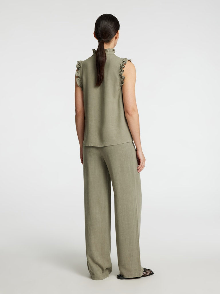 selected-femme-naisten-toppi-slfviva-sl-ruffle-top-khaki-3