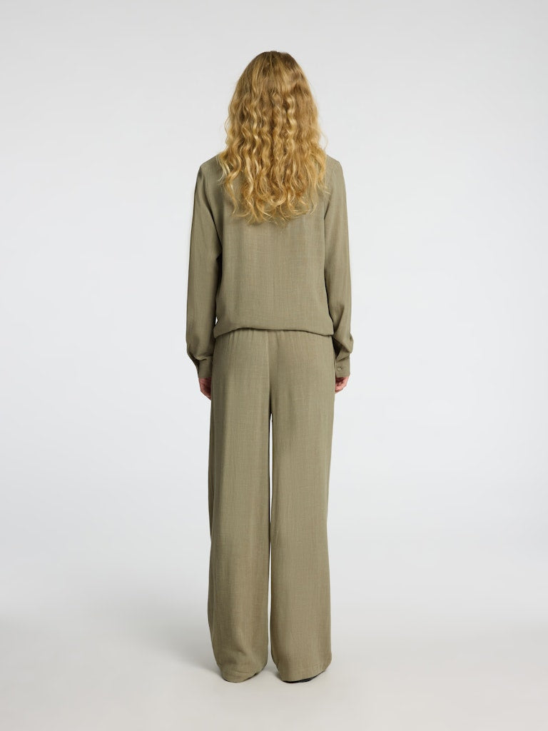 selected-femme-pellavahousut-slfviva-gulia-mw-long-linen-pant-noos-khaki-2