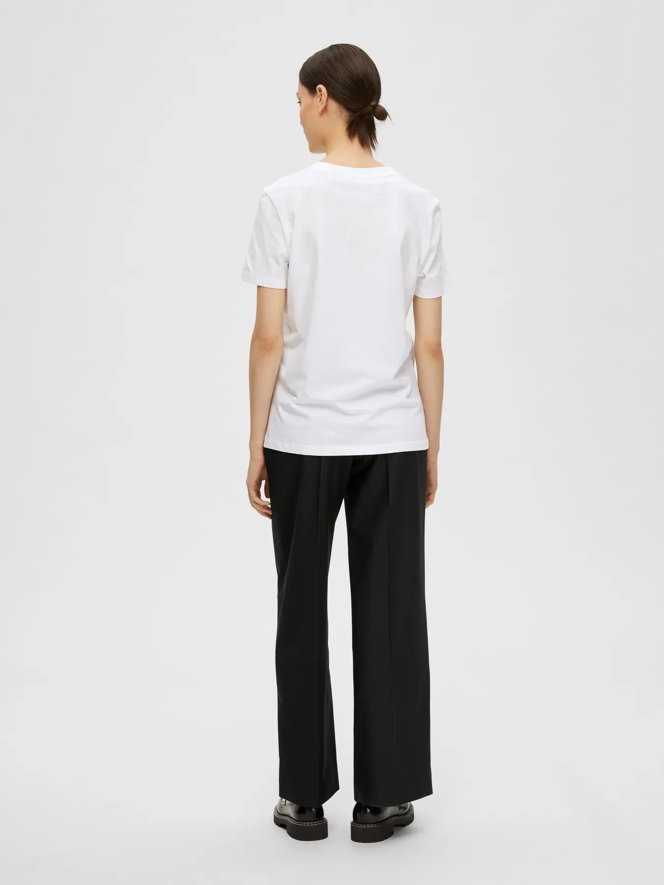 selected-femme-t-paita-slfmyessential-ss-o-neck-tee-bright-white-2
