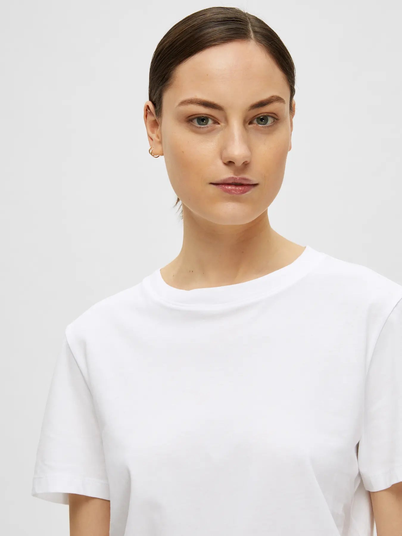 selected-femme-t-paita-slfmyessential-ss-o-neck-tee-bright-white-4