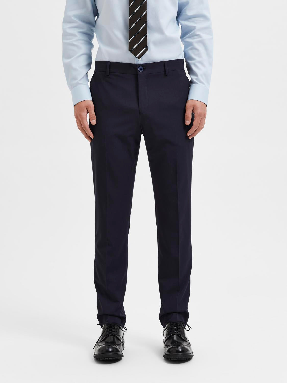 selected-homme-miesten-housut-liam-trs-flex-nos-tummansininen-1