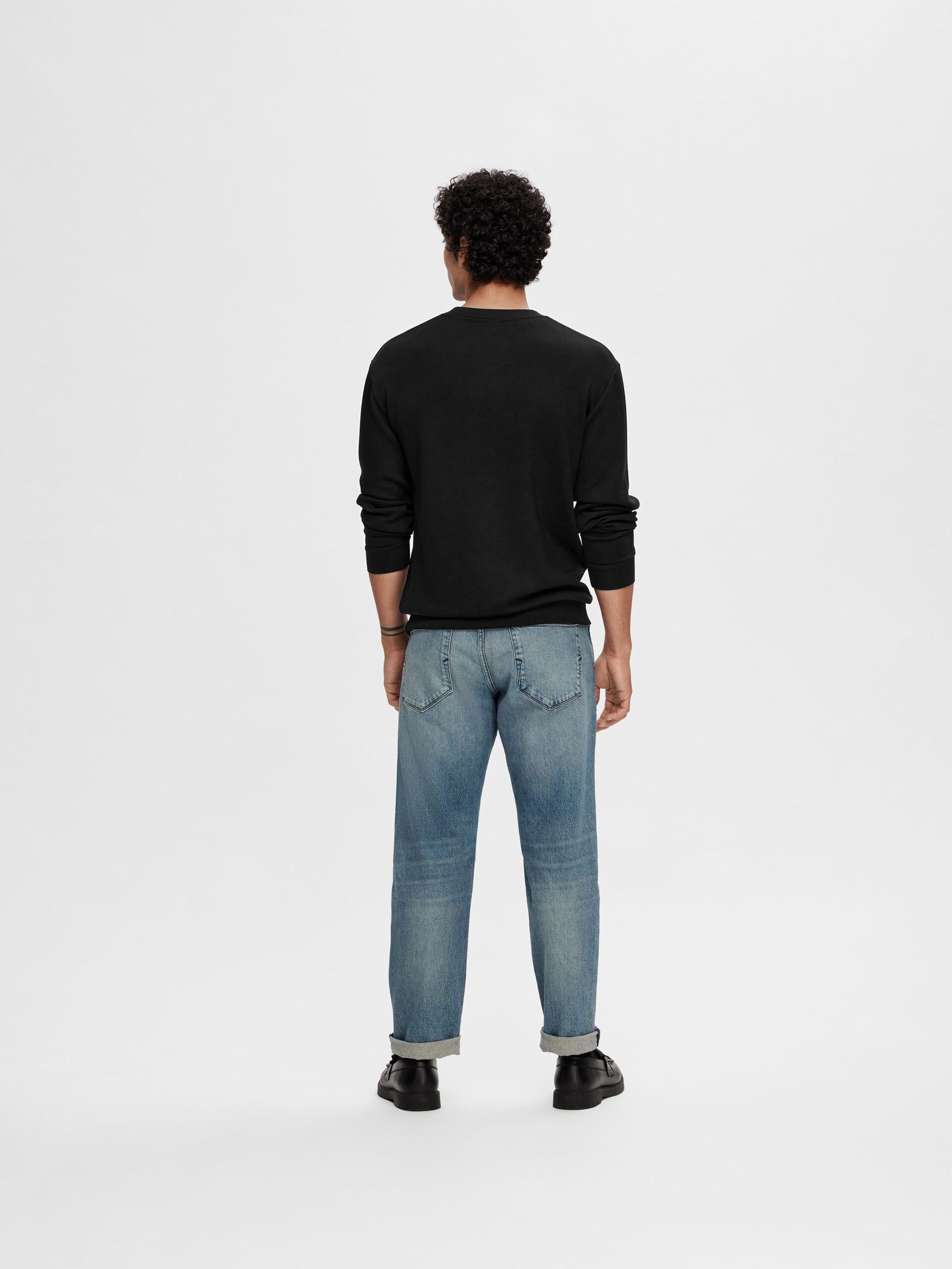 selected-miesten-college-manuel-soft-crew-neck-musta-2