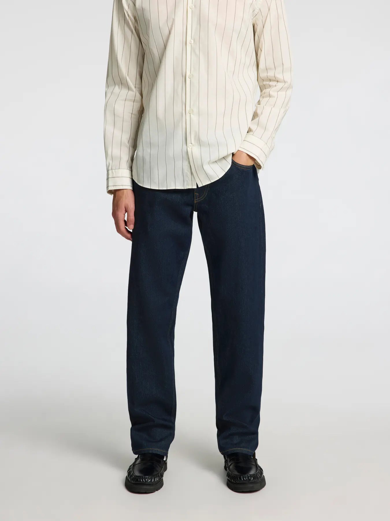 selected-miesten-farkut-slh196-straight-ben-kori-jeans-medium-blue-denim-203-1