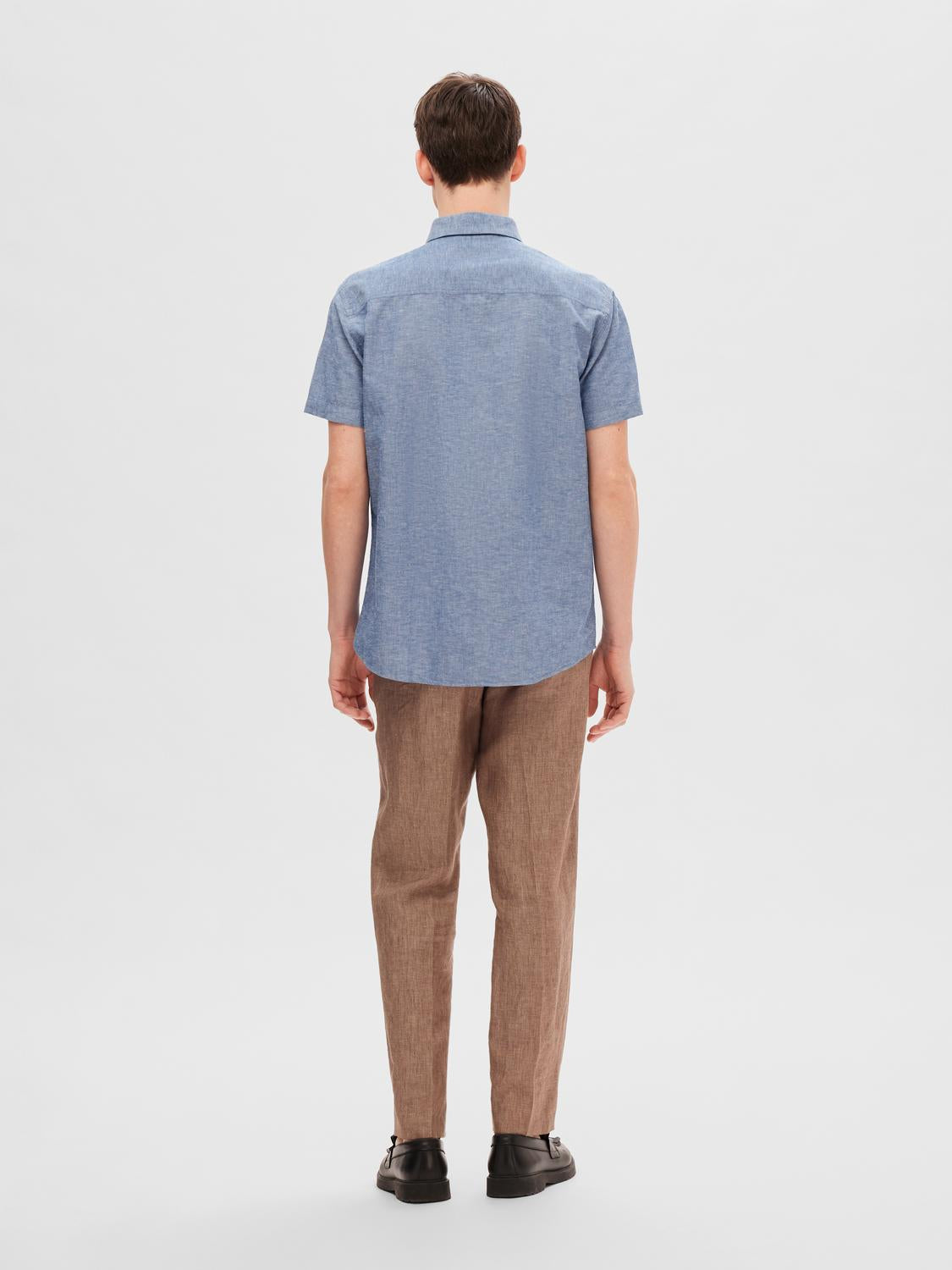 selected-miesten-kauluspaita-new-linen-shirt-ss-nos-sininen-2