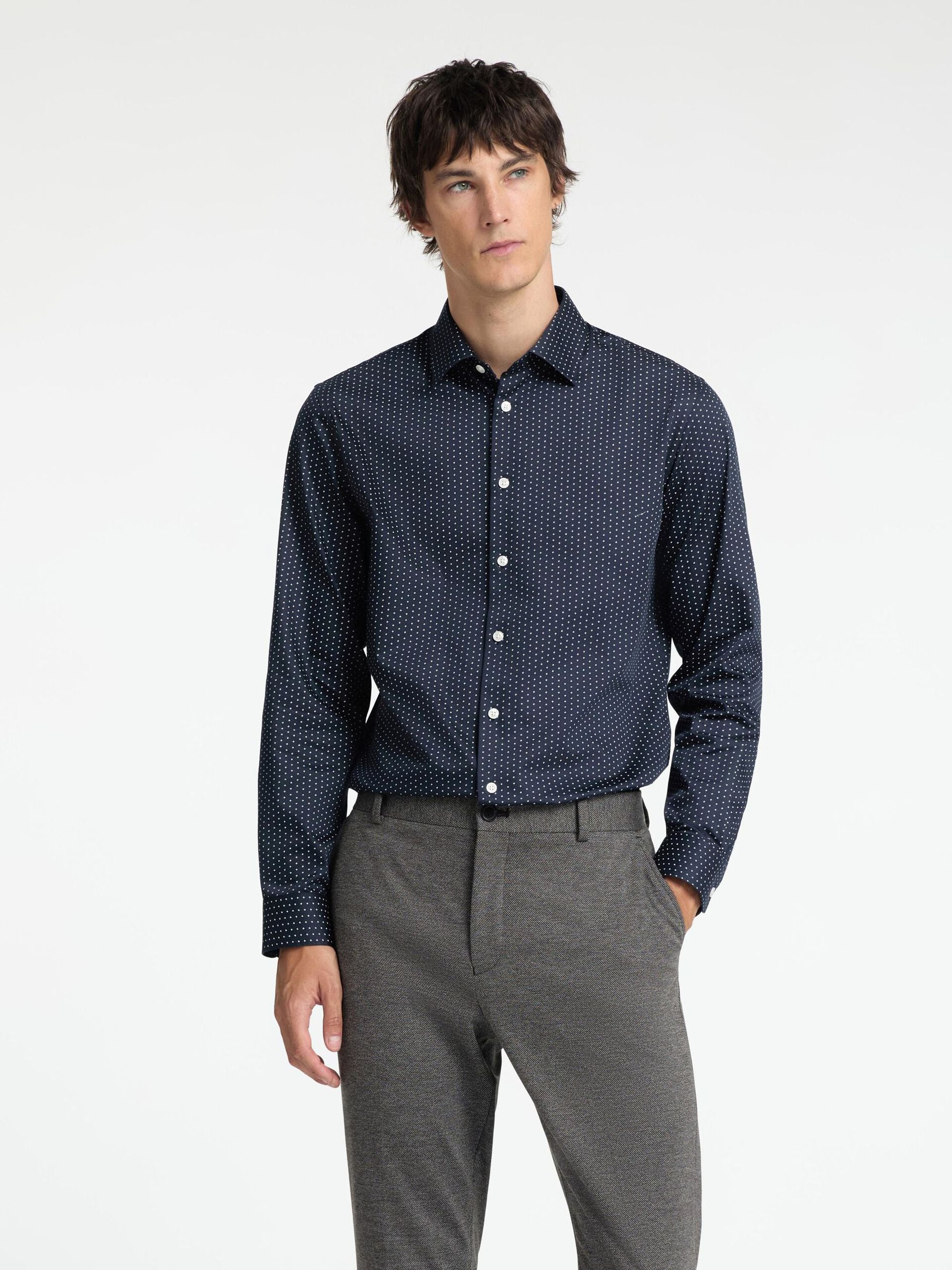 selected-miesten-kauluspaita-slim-performance-aop-shirt-tummansininen-1