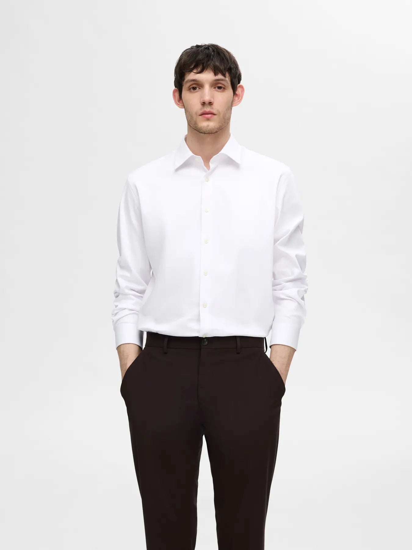 selected-miesten-kauluspaita-slim-performance-shirt-nos-bright-white-1