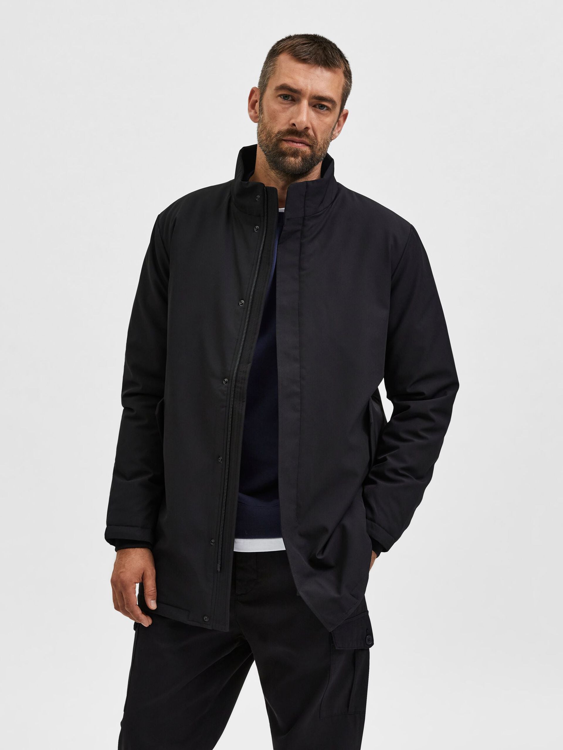 selected-miesten-lyhyt-talvitakki-peel-coat-nos-musta-1