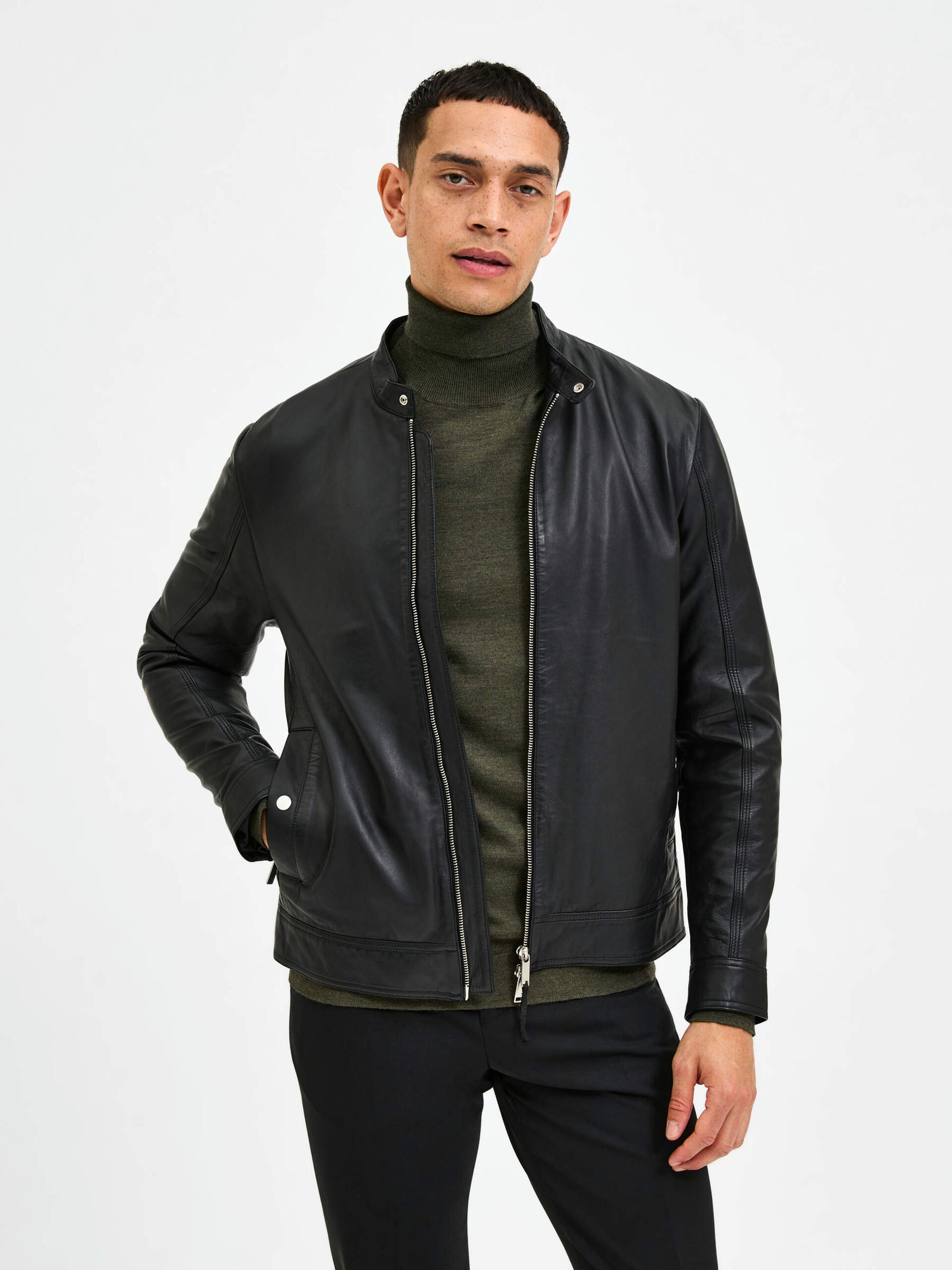 selected-miesten-nahkatakki-archive-classic-leather-jacket-musta-1