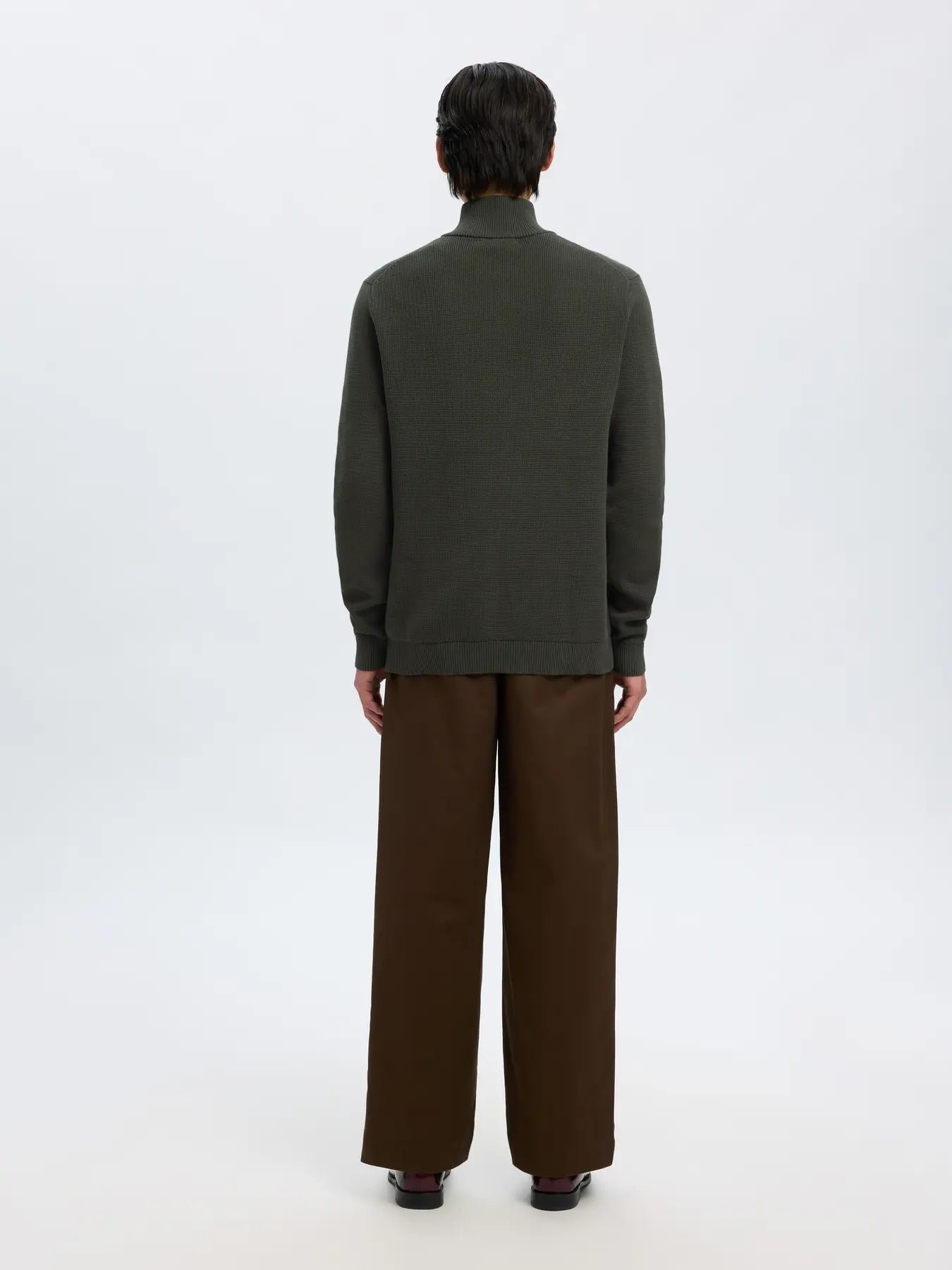 selected-miesten-neulepusero-dane-ls-knit-structure-half-zip-deep-forest-2