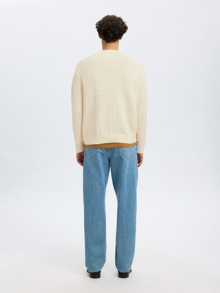 selected-miesten-neulepusero-k-philip-ls-knit-relaxed-crew-neck-egret-2
