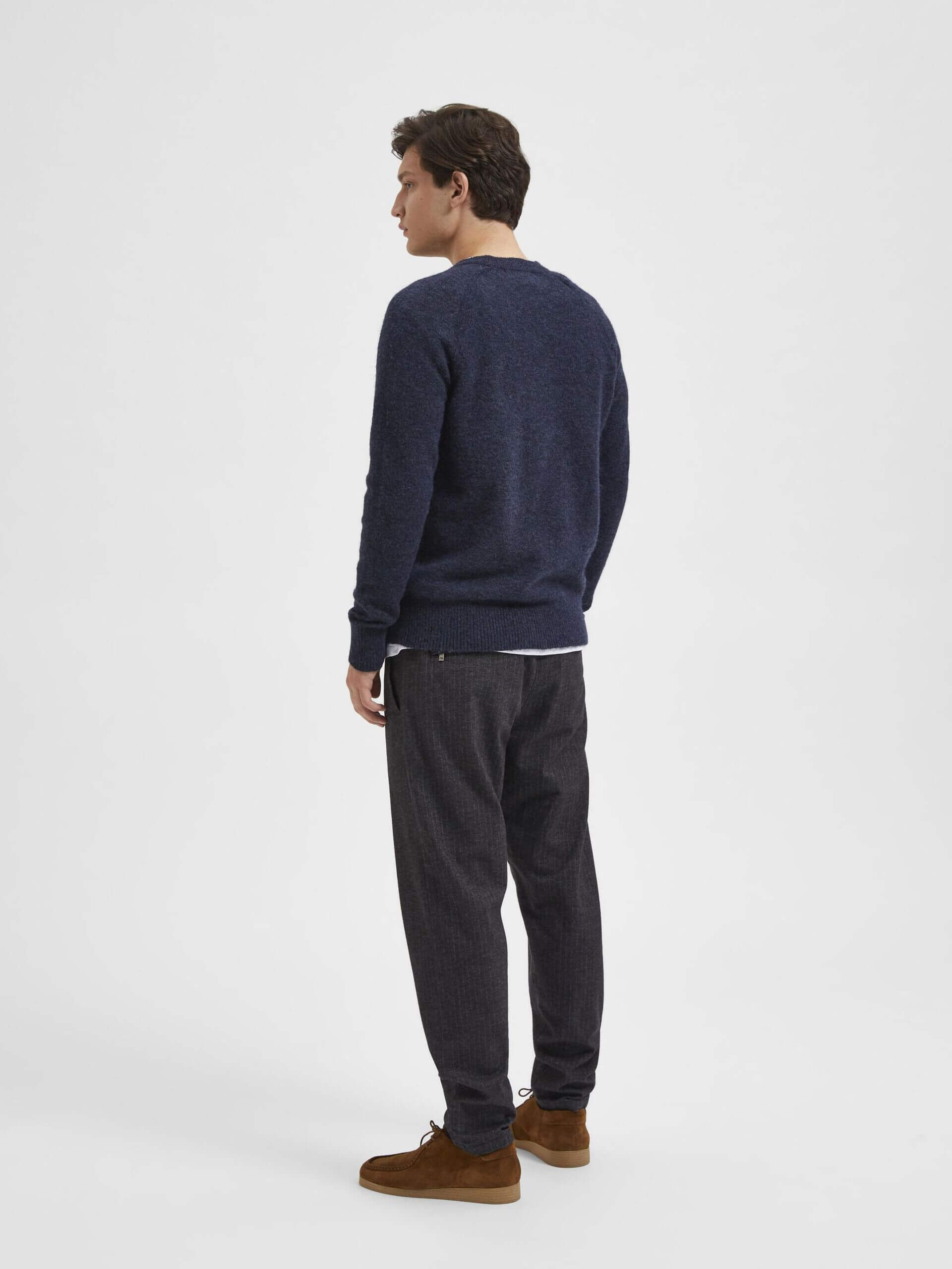 selected-miesten-neulepusero-rai-ls-knit-crewneck-tummansininen-2