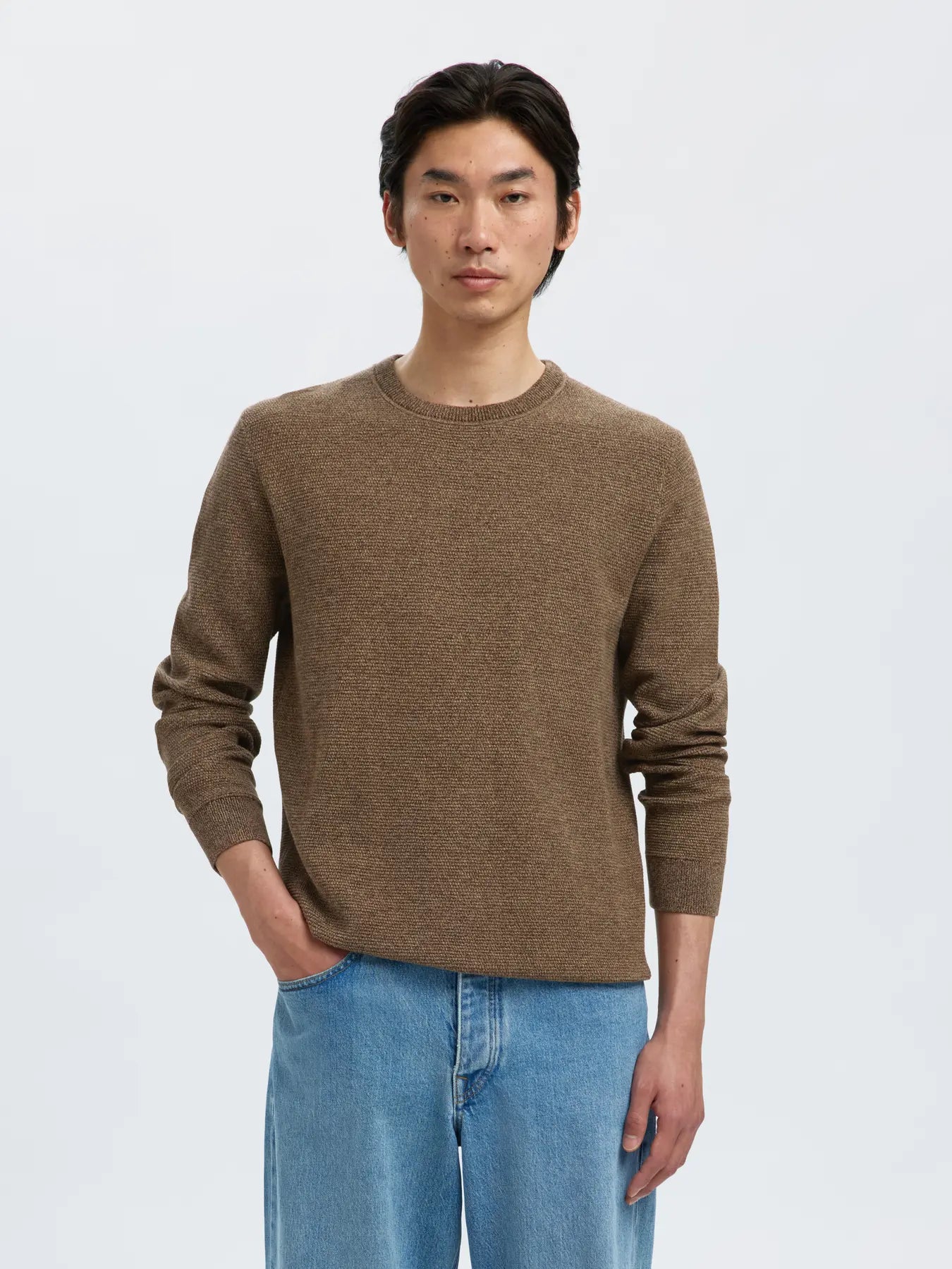 selected-miesten-neulepusero-ross-ls-knit-structure-nos-organic-cotto-demitasse-melange-1