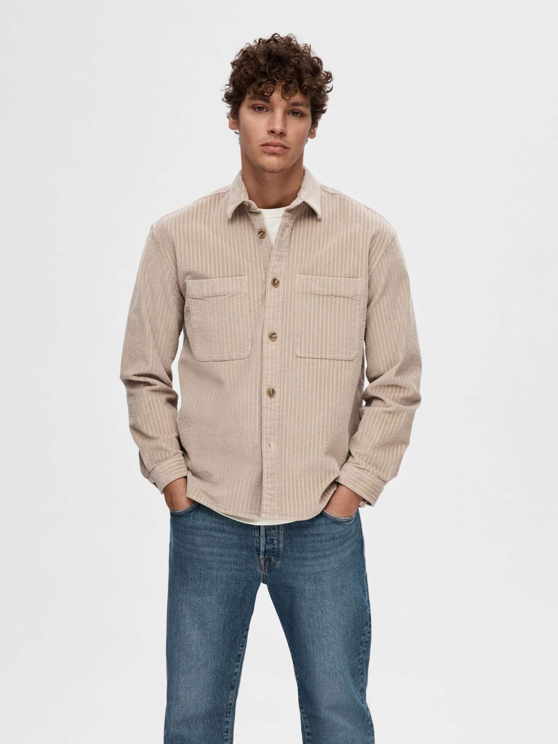 selected-miesten-paita-k-peder-corduroy-overshirt-beige-1