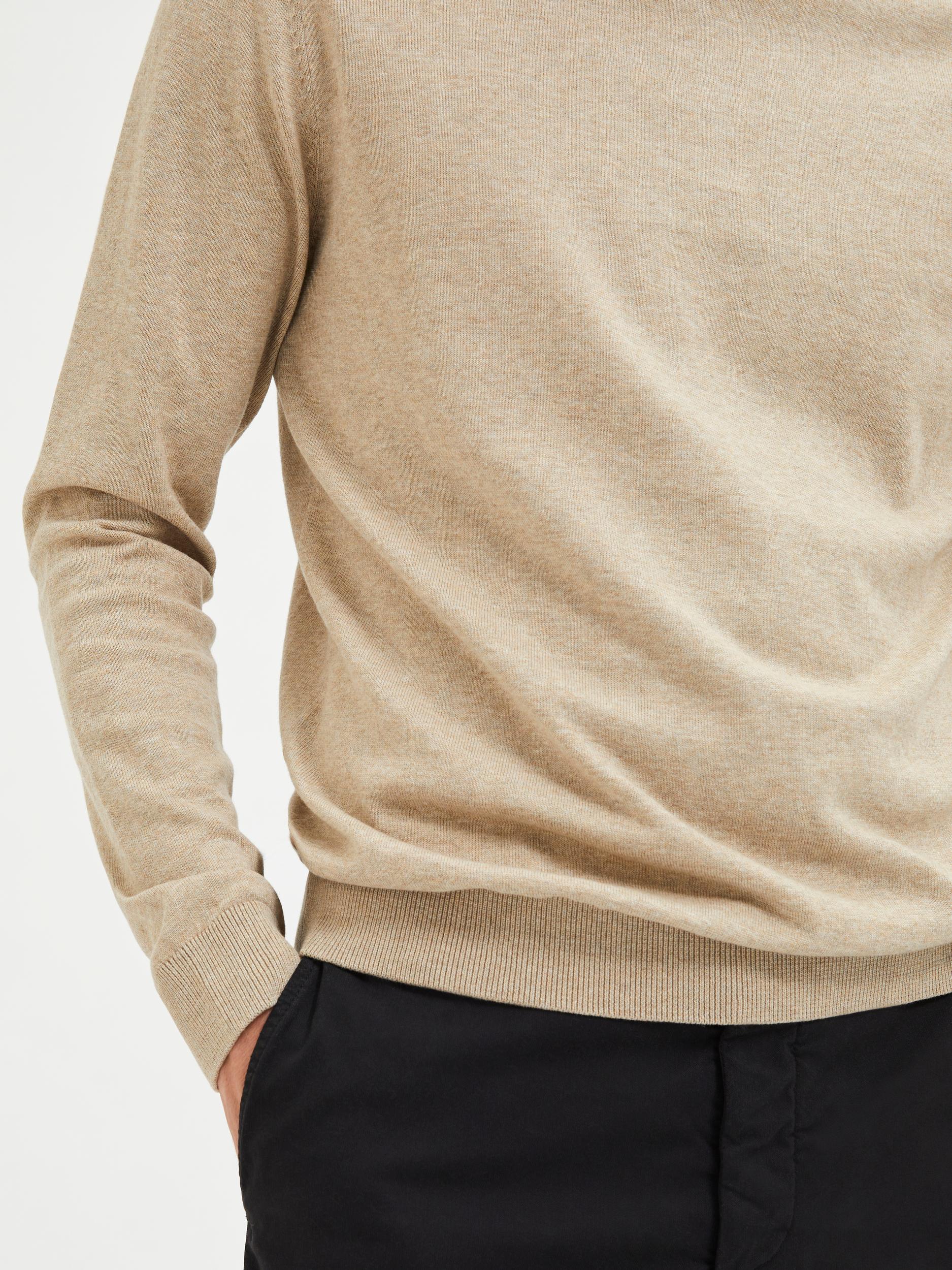 selected-miesten-pooloneule-berg-roll-neck-vaalea-beige-4