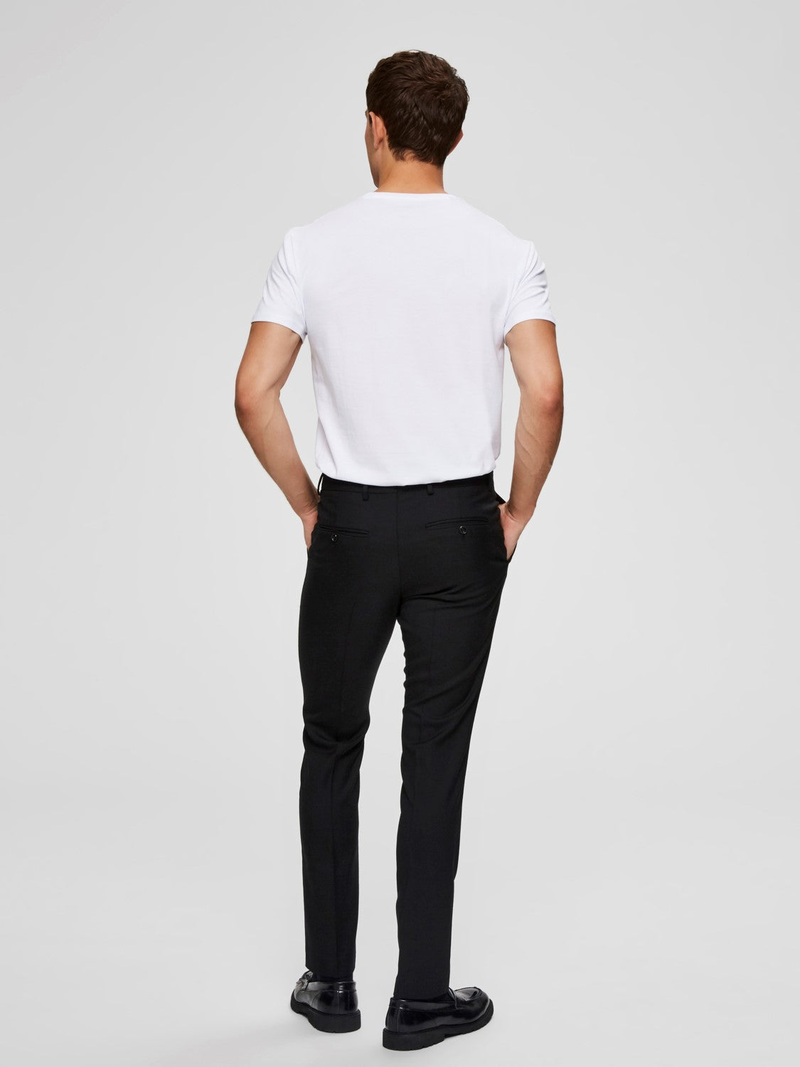 selected-miesten-t-paita-pima-ss-o-neck-valkoinen-2