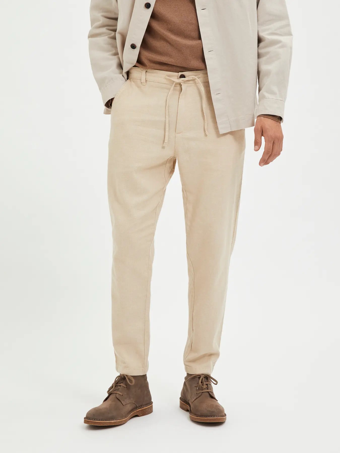 selected-pellavahousut-slim-tape-brody-linen-pant-incense-mixed-w-oatmeal-1
