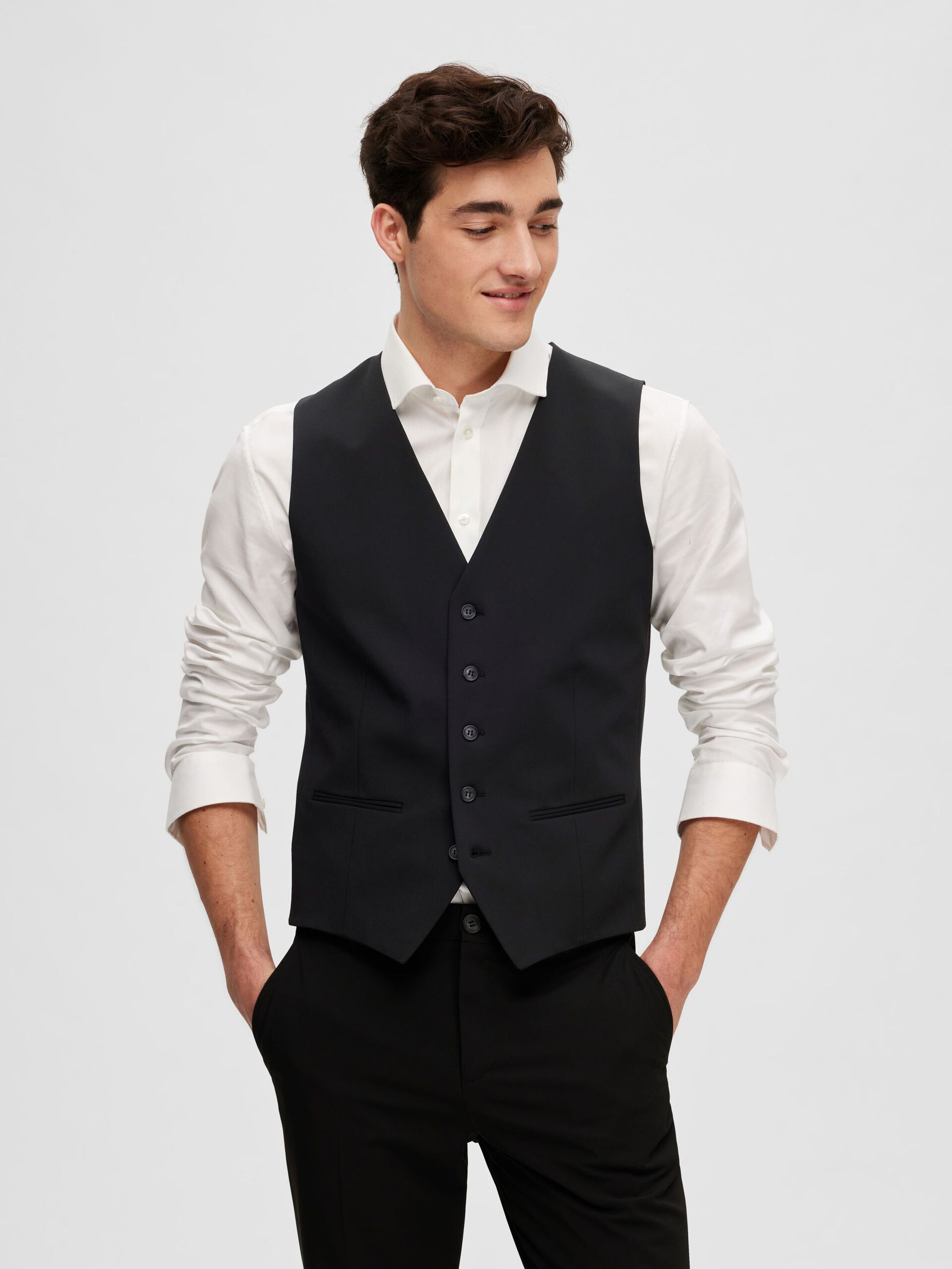 selected-pukuliivi-liam-vest-flex-musta-1