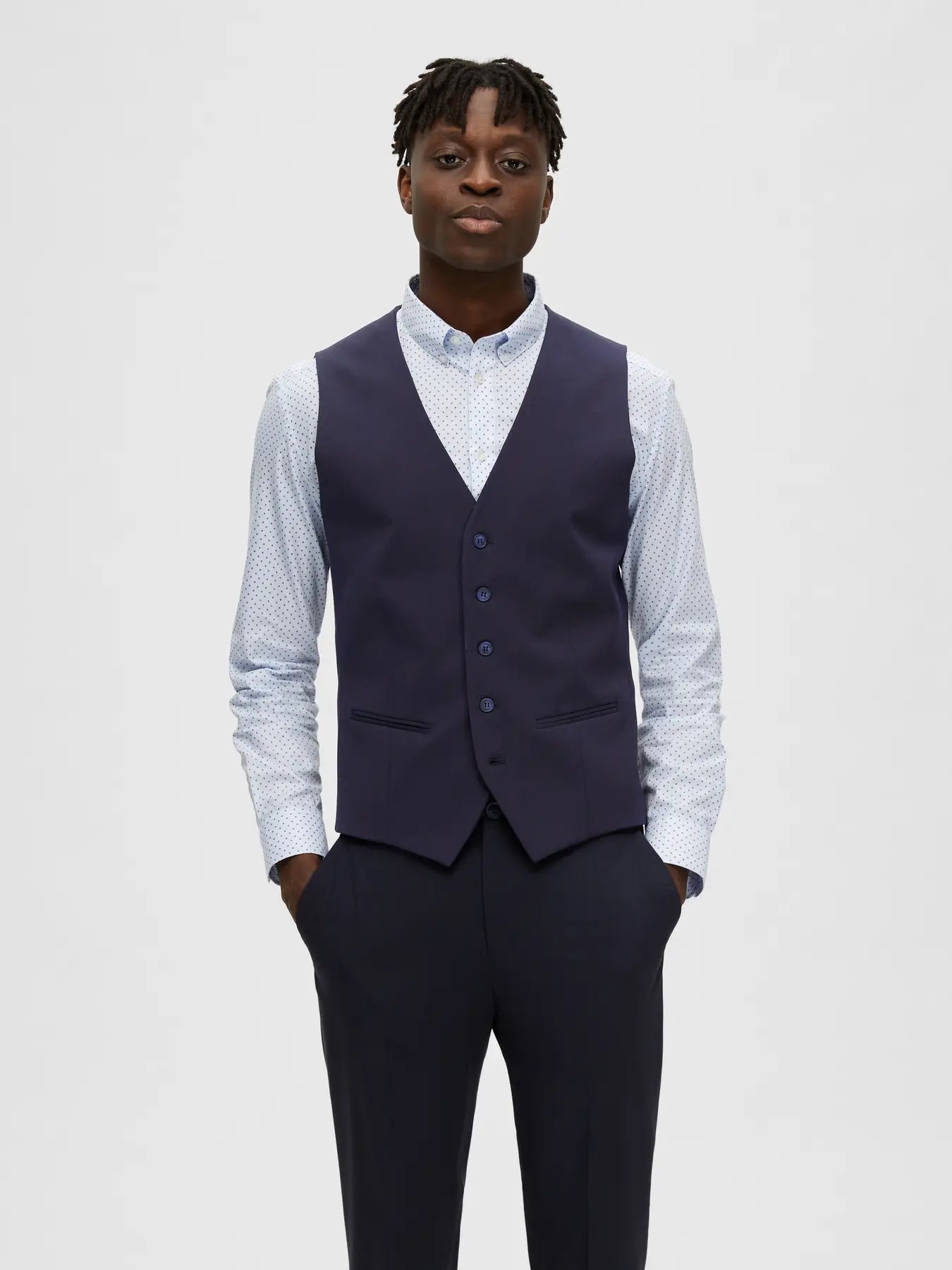 selected-pukuliivi-liam-vest-flex-navy-blazer-1