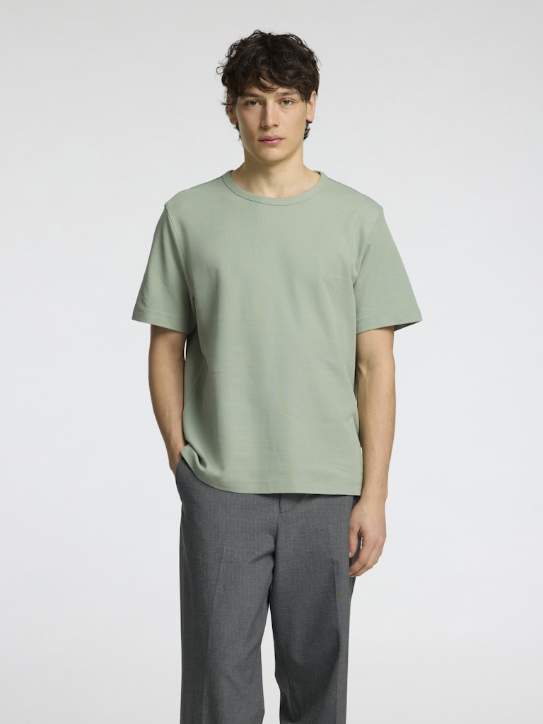 selected-t-paita-joseph-pique-ss-o-neck-vihrea-1