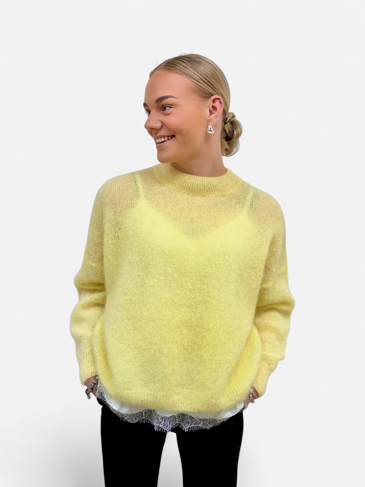 Sinnuu naisten neule Darla Mohairneule, keltainen - Kekäle.fi