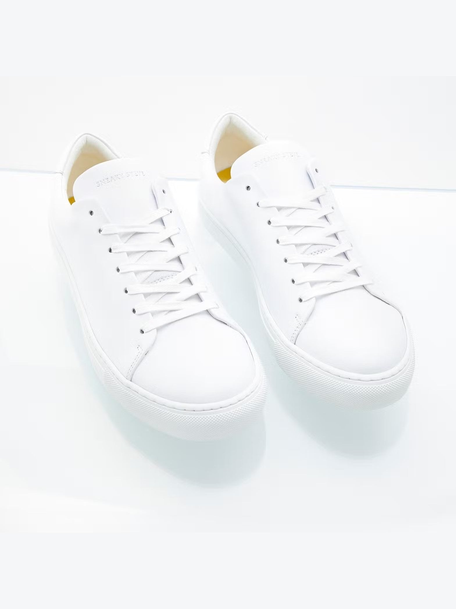 sneaky-steve-miesten-lenkkarit-moore-sneaker-valkoinen-1