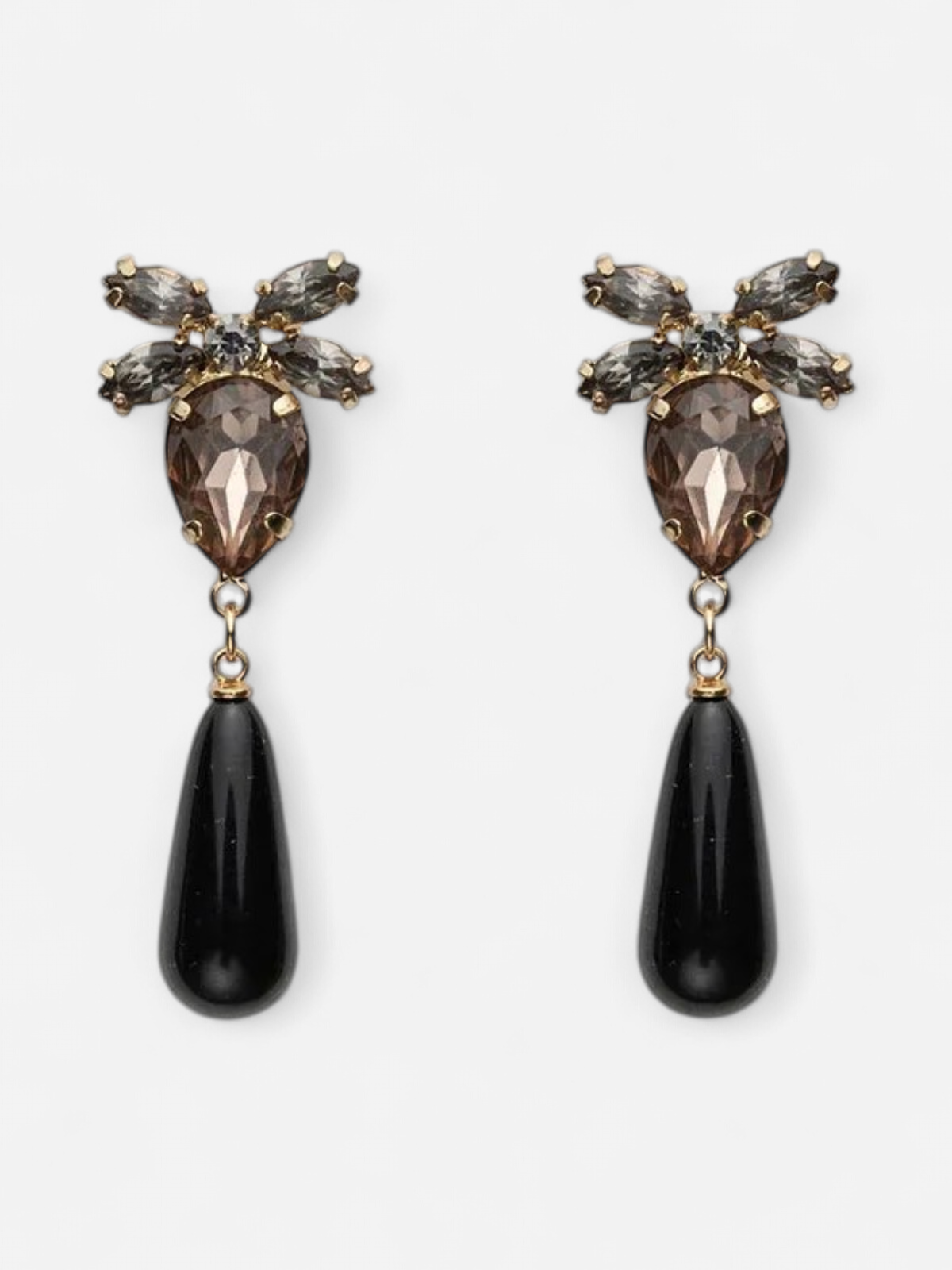 Bow 19 korvakorut STONE DROP EARRINGS, musta - Kekäle.fi
