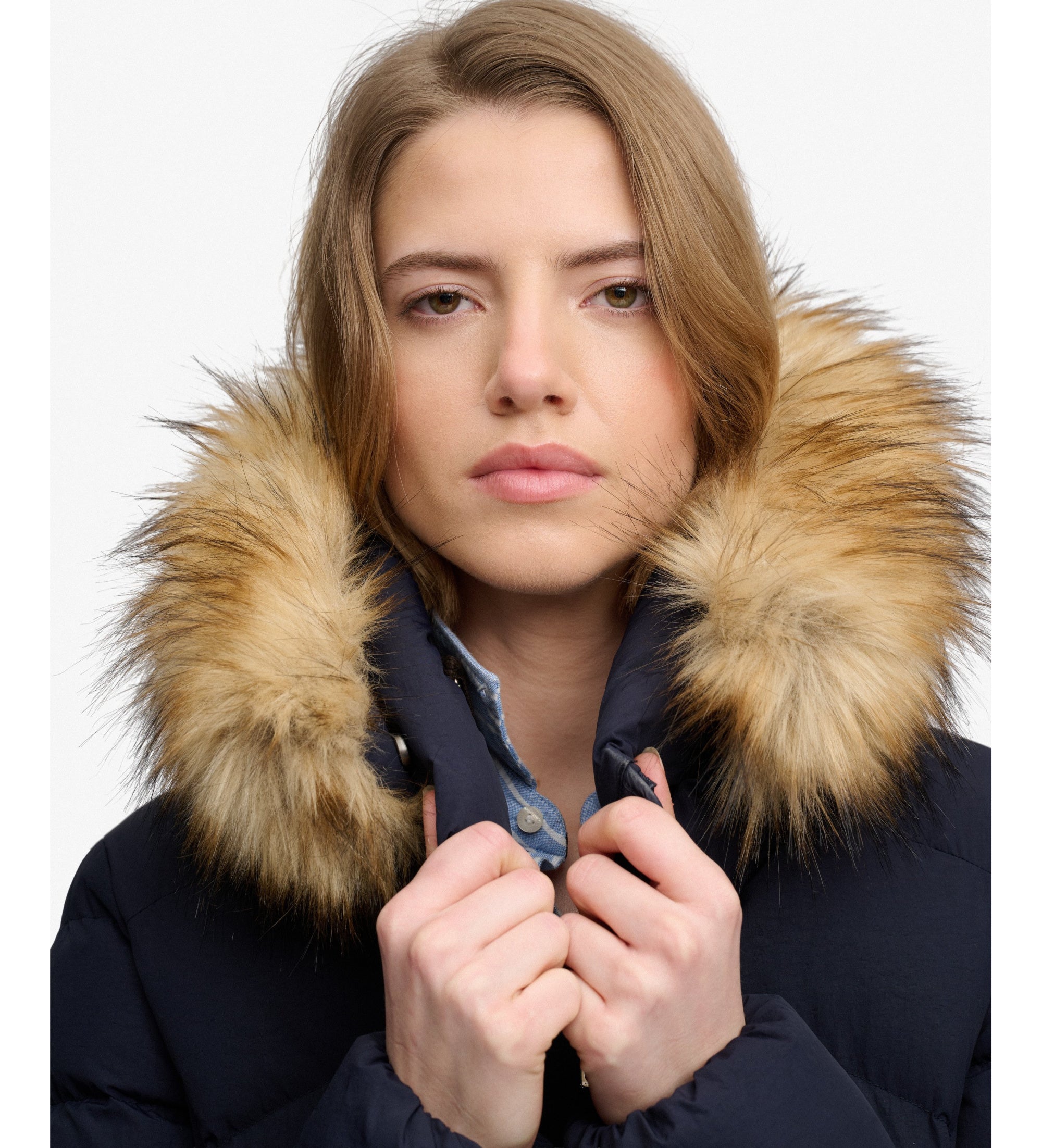 Superdry naisten toppatakki Fuji Faux Fur Hood Padded Jacket, tummansininen