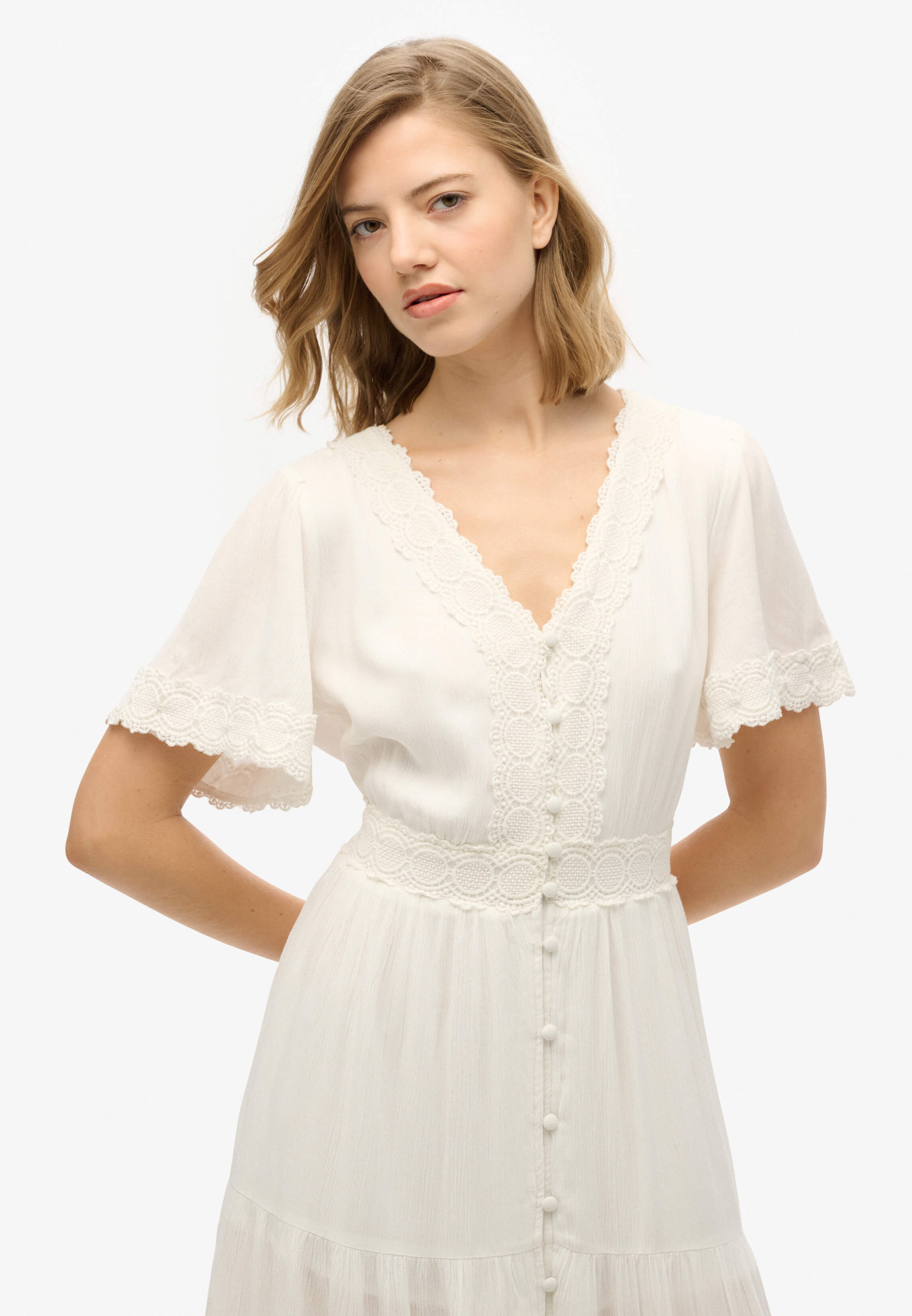 superdry-naisten-mekko-ibiza-s-s-midi-tea-dress-valkoinen-4
