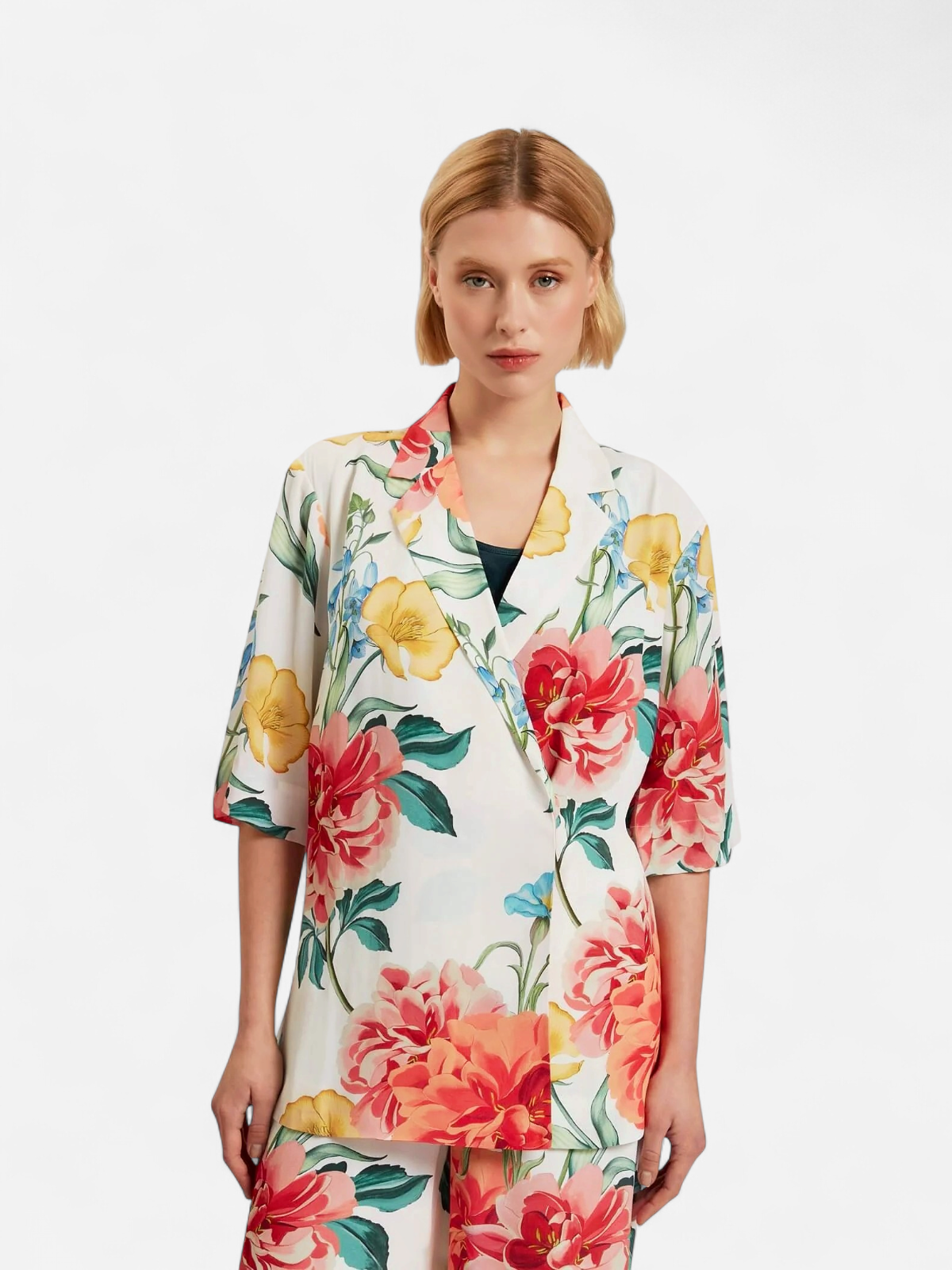 Ted Baker naisten bleiseri, NYMPHA Printed Short Sleeve Blazer Valkopohjainen Kuosi - Kekäle.fi