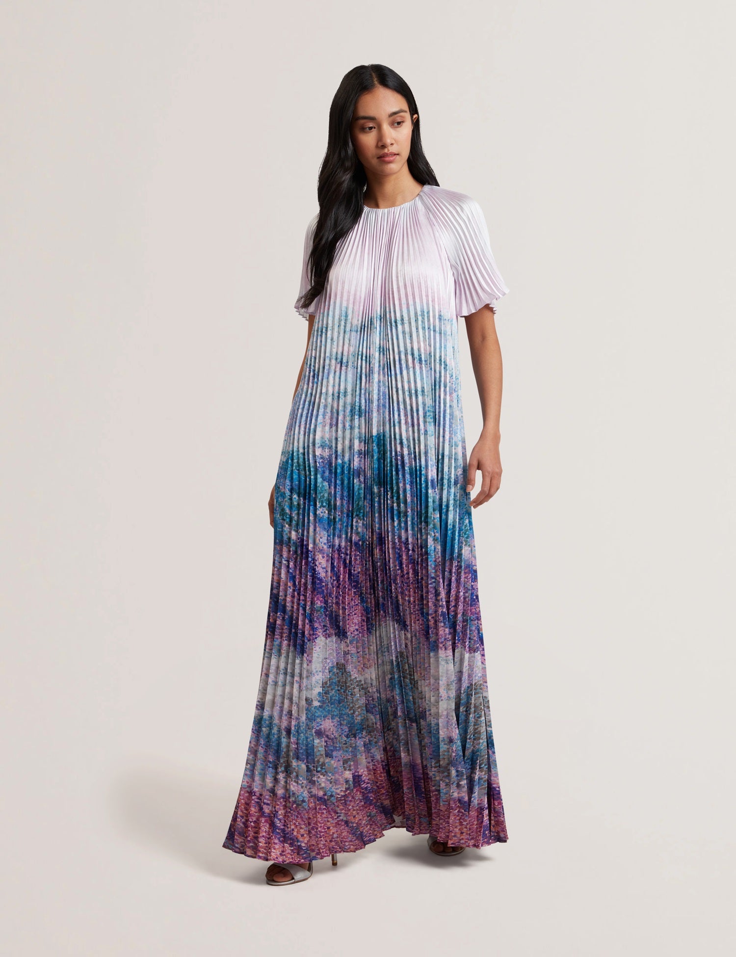 ted-baker-naisten-maximekko-deeliaa-short-sleeve-pleated-maxi-dress-vaaleanpunainen-kuosi-1