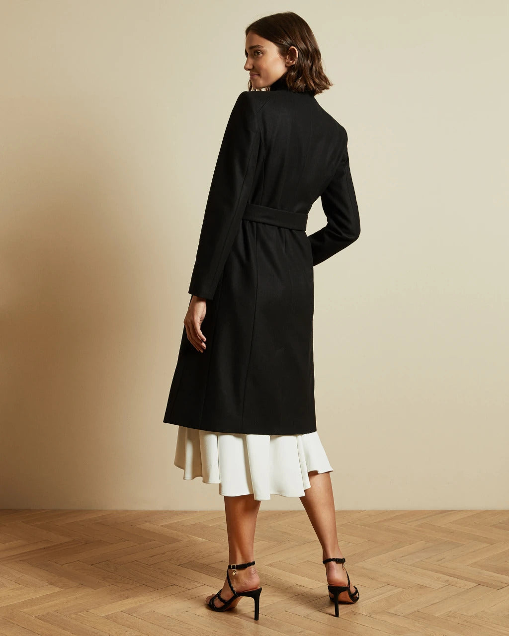 ted-baker-naisten-villakangastakki-rose-midi-wool-wrap-coat-musta-2