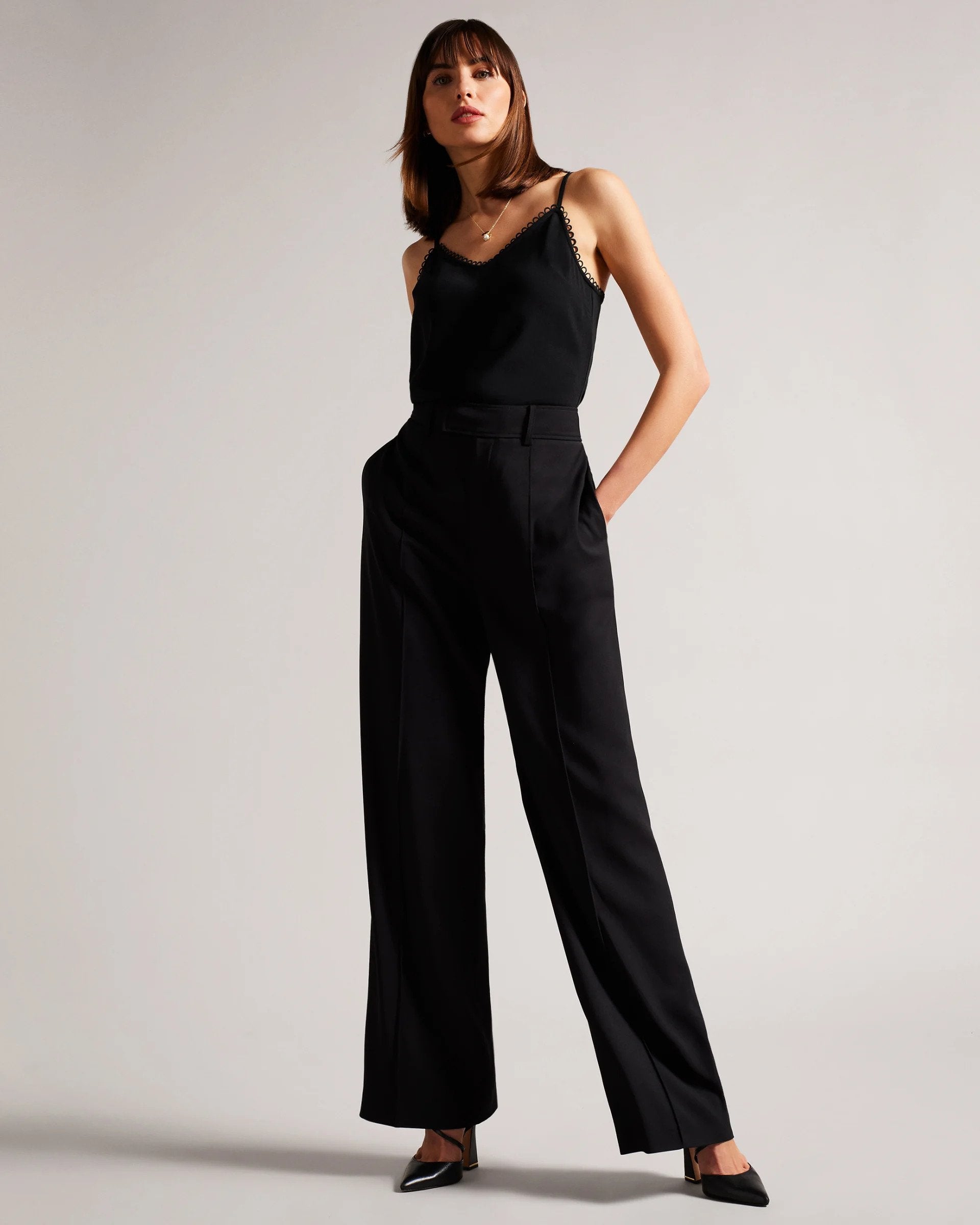 ted-baker-toppi-andreno-top-musta-1