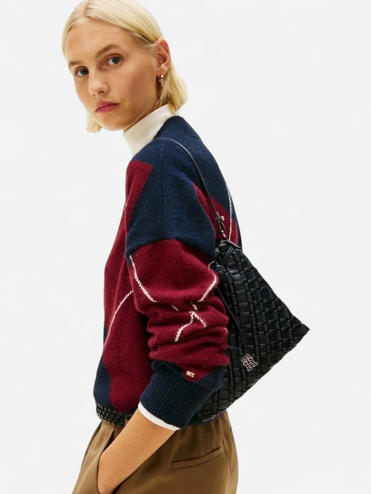 Tommy Hilfiger naisten laukku TH BRAIDED SHOULDER BAG, musta - Kekäle.fi
