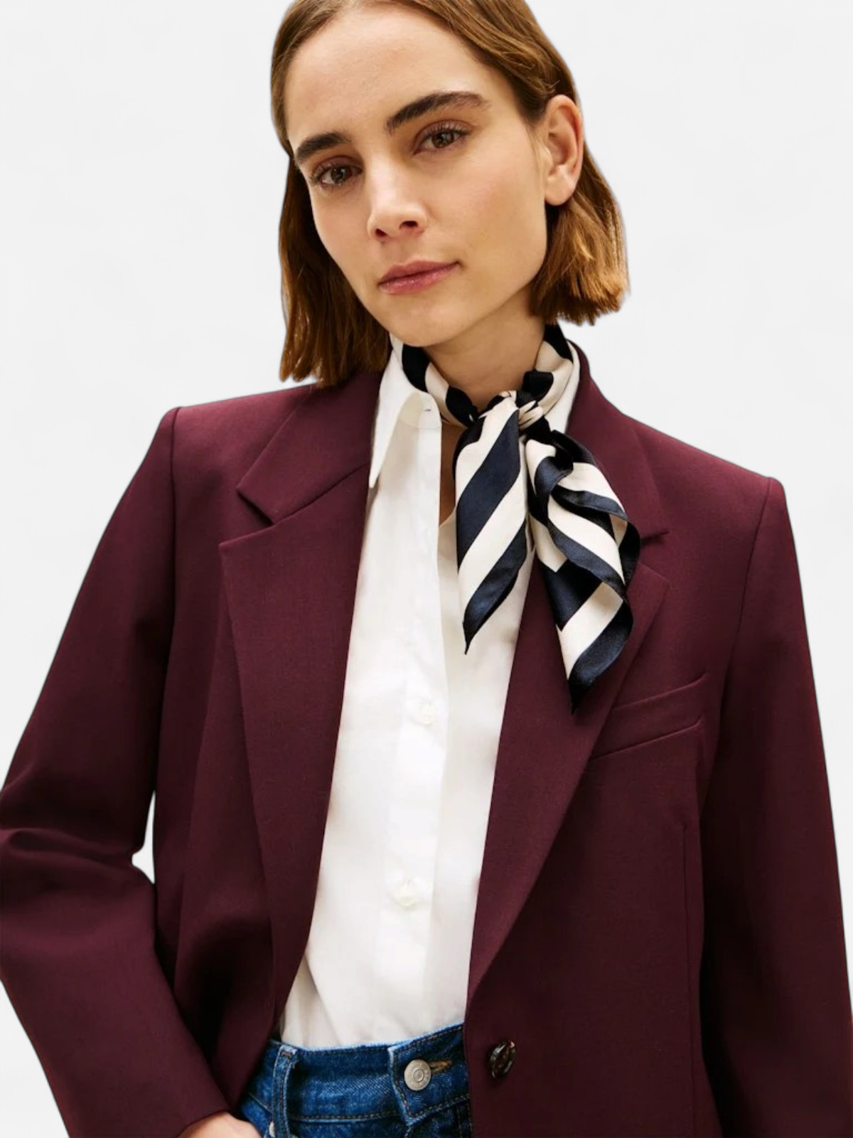 Tommy Hilfiger naisten huivi TH Elevated Chic Silk Square, sininen kuosi - Kekäle.fi