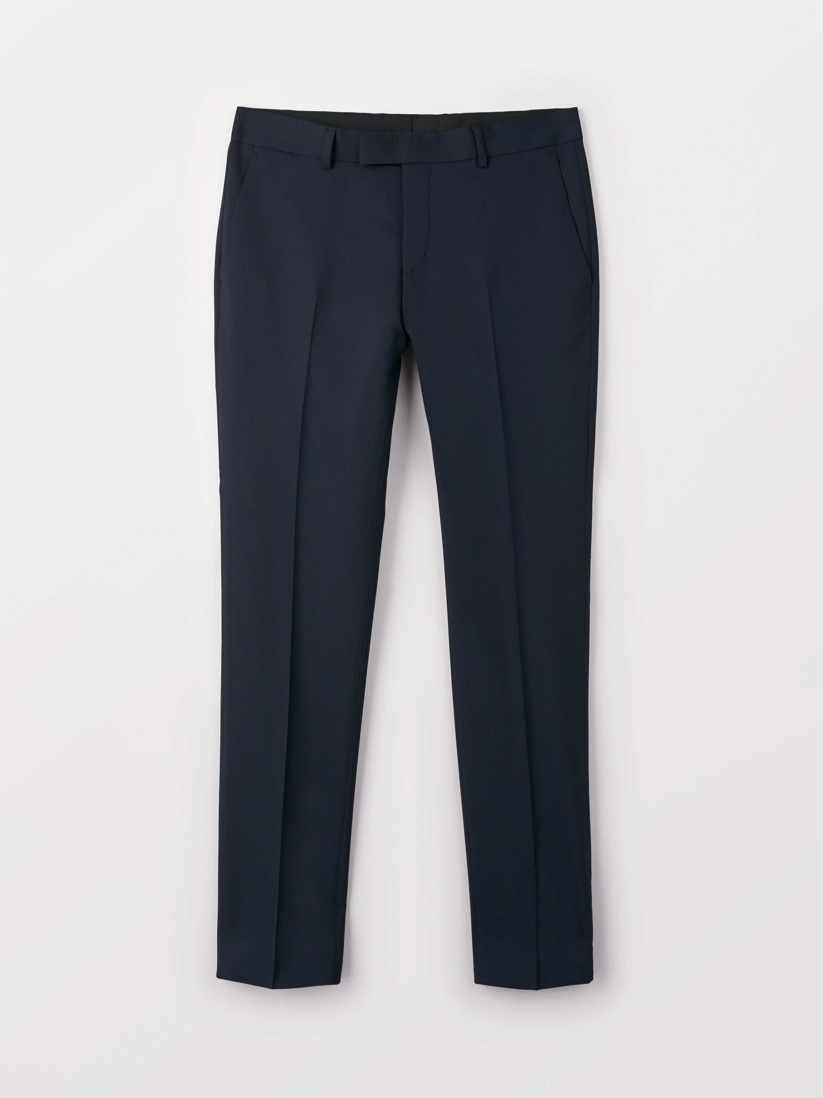 tiger-of-sweden-miesten-housut-tordon-angelico-slim-fit-tummansininen-1