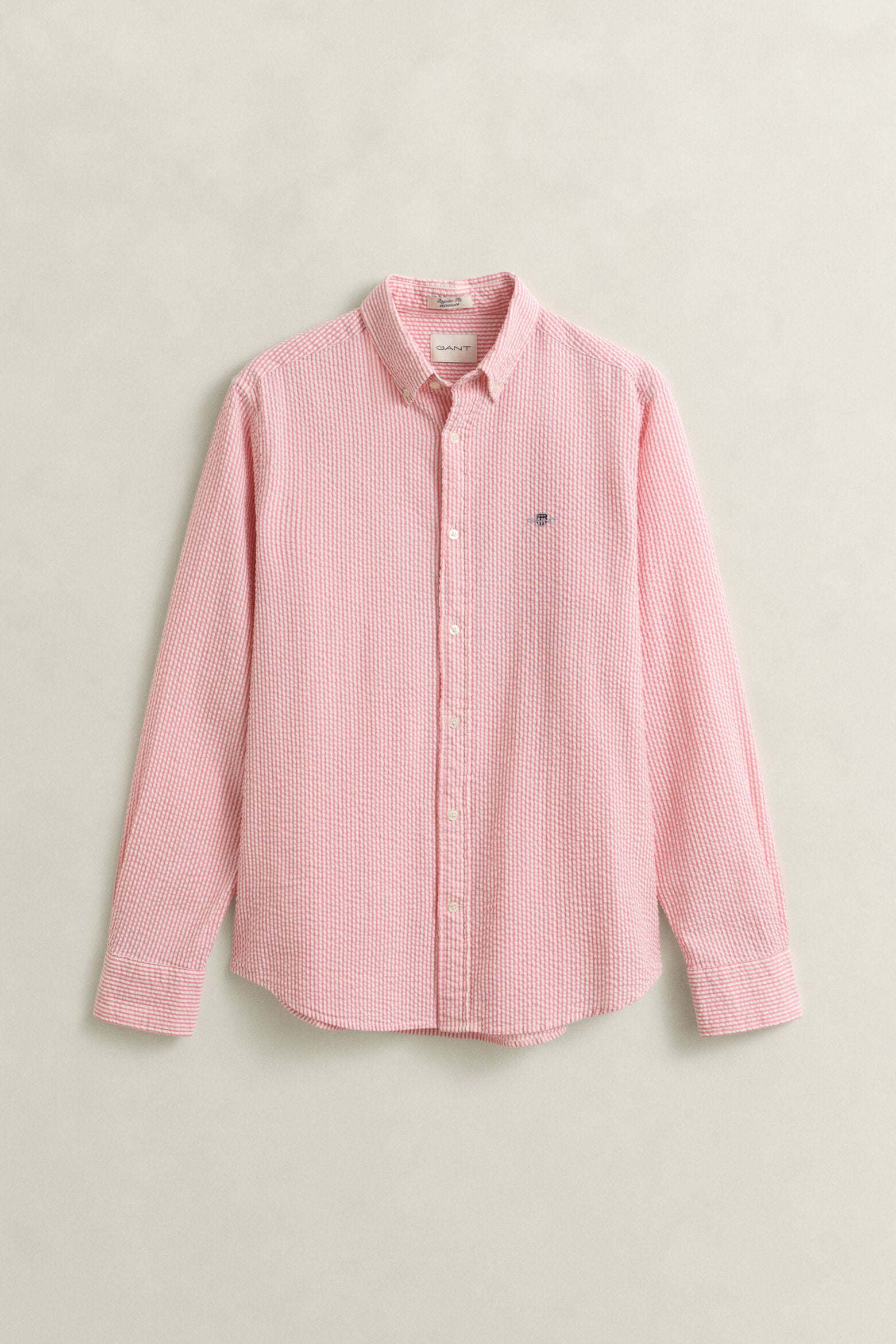 Gant miesten kauluspaita Regular Fit Striped Seersucker Shirt, raidallinen punainen