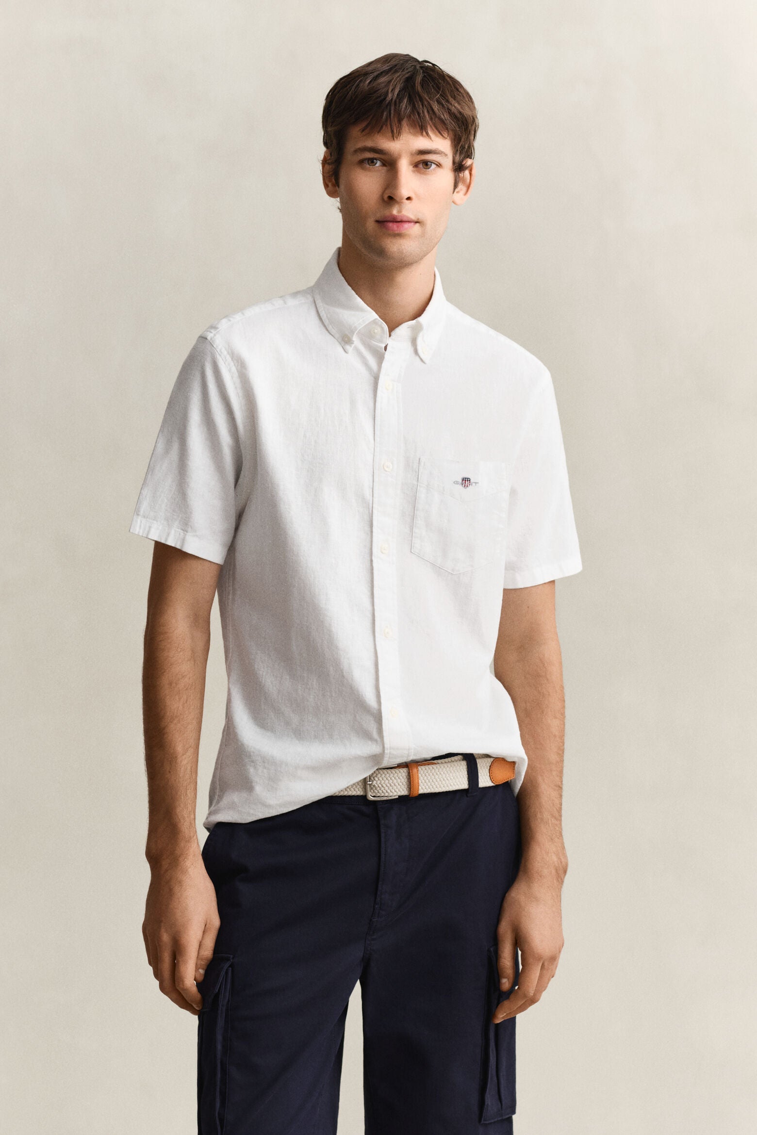 Gant miesten lyhythihainen kauluspaita Regular Cotton Linen Shirt, valkoinen
