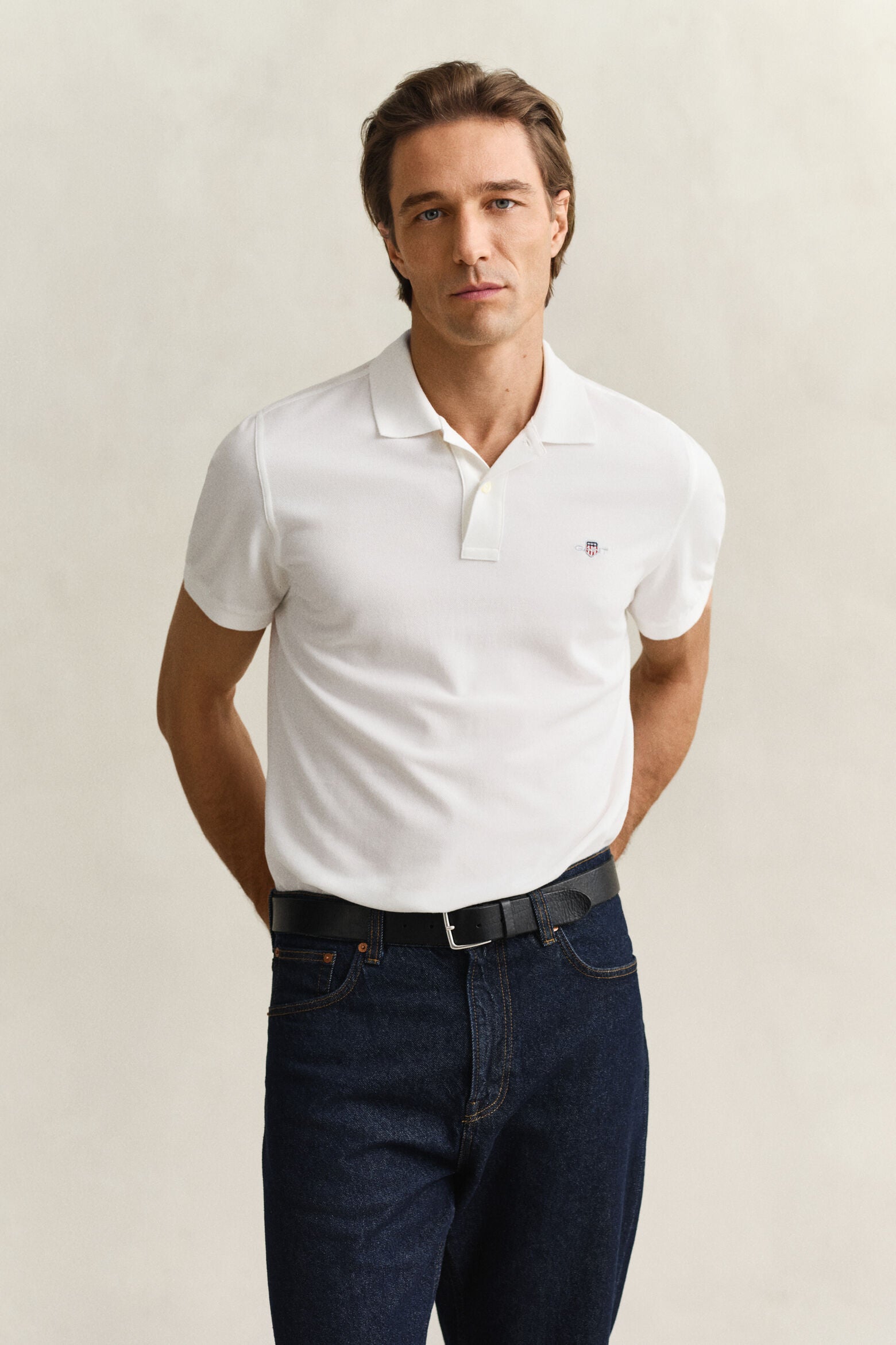 Gant miesten pikeepaita Regular Fit Shield Piqué Polo Shirt, valkoinen
