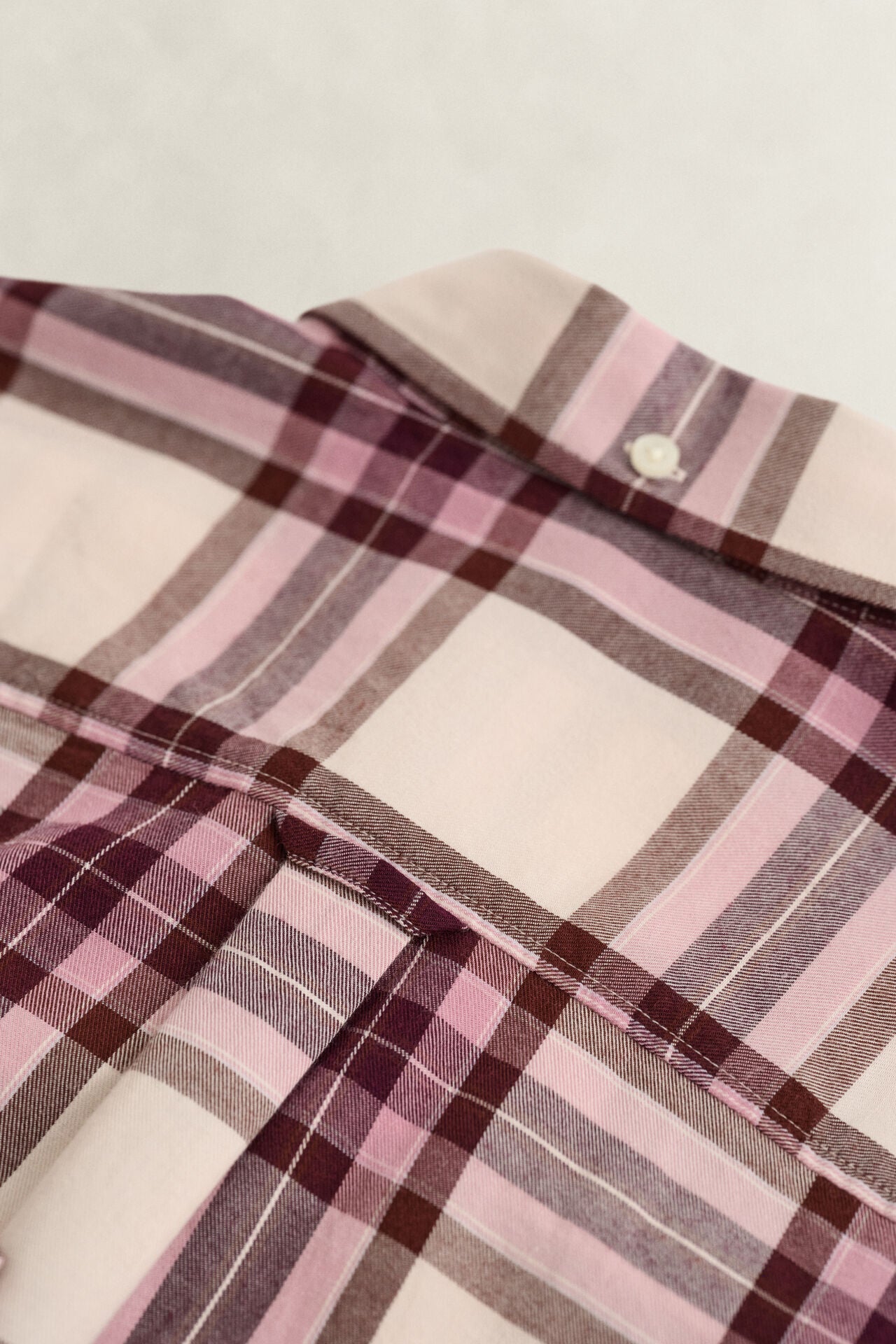 Gant naisten kauluspaita Relaxed Checked Flannel BD Shirt, vaaleanpunainen ruutu