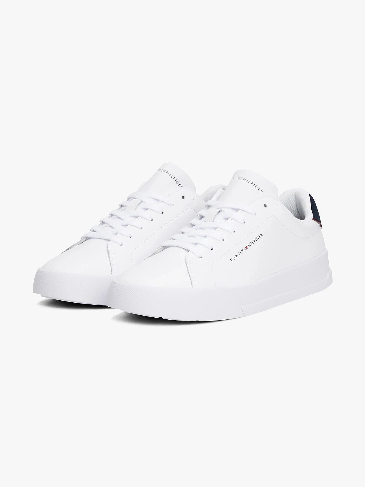 tommy-hilfiger-miesten-kengat-th-court-leather-detail-ess-valkoinen-1