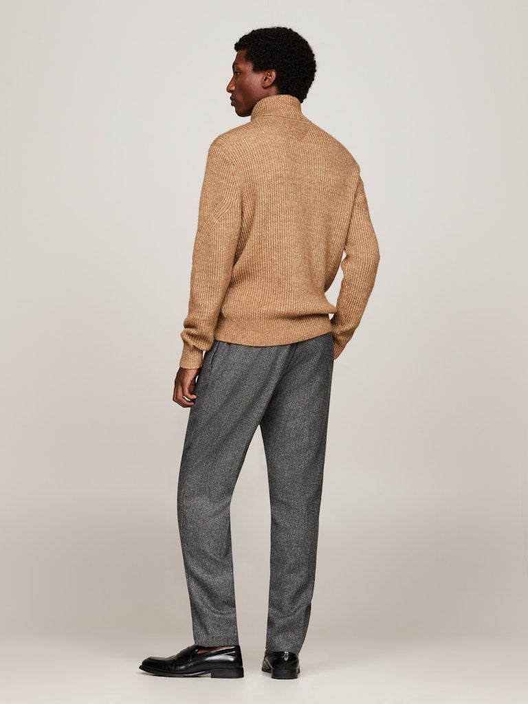 tommy-hilfiger-miesten-neulepusero-dc-structure-mouline-beige-2