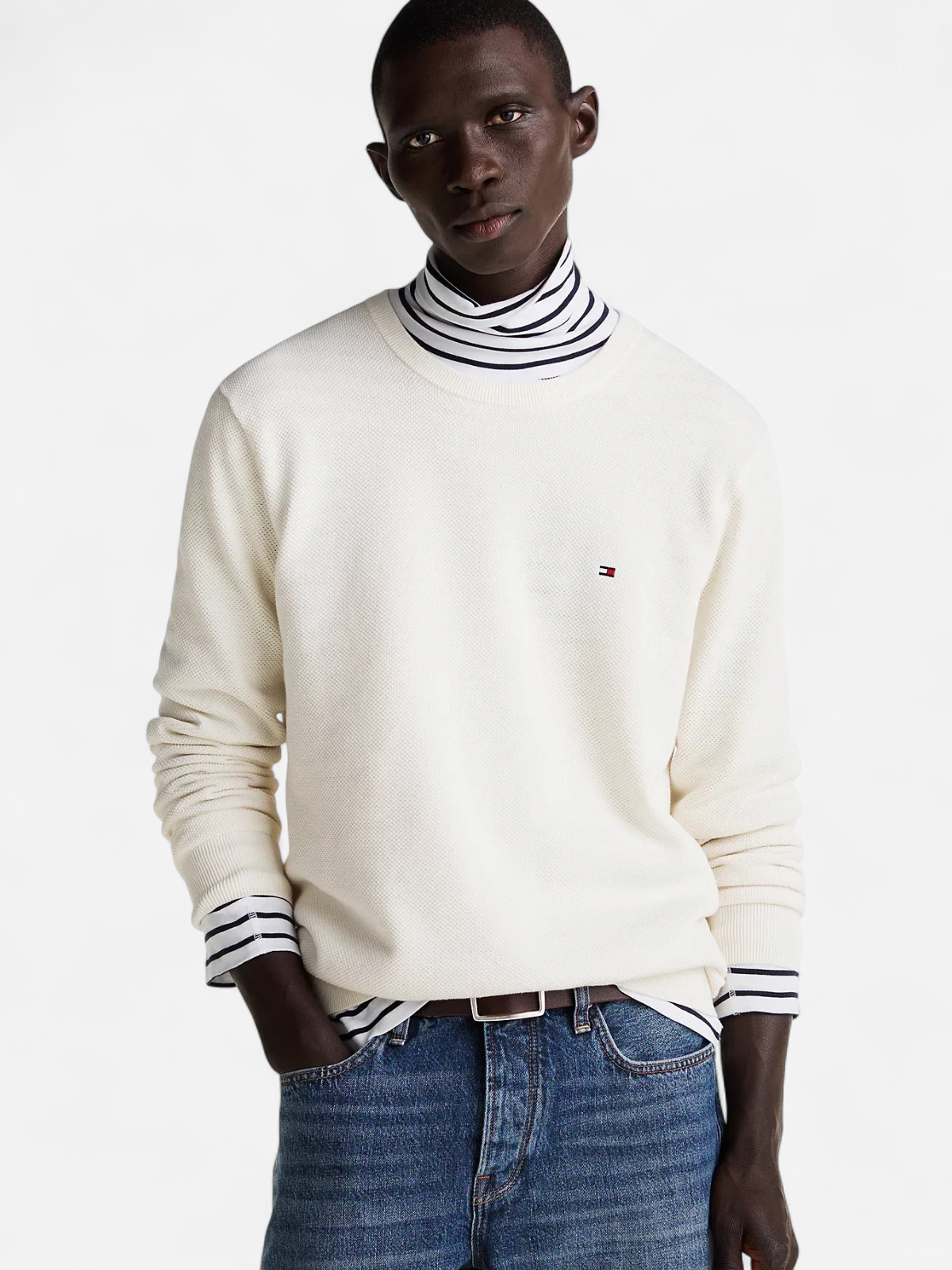 Tommy Hilfiger miesten neulepusero, ESSENTIAL STRUCTURE CREW NECK Valkoinen - Kekäle.fi