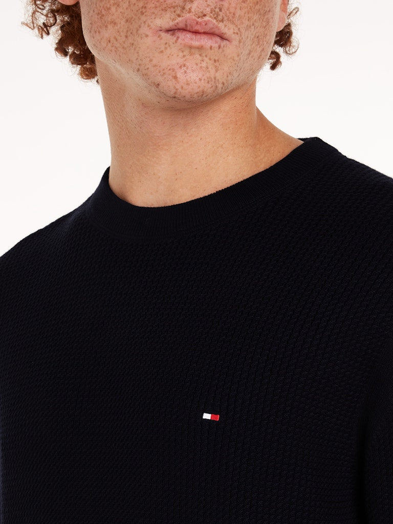 tommy-hilfiger-miesten-neulepusero-structure-crew-nk-tummansininen-3