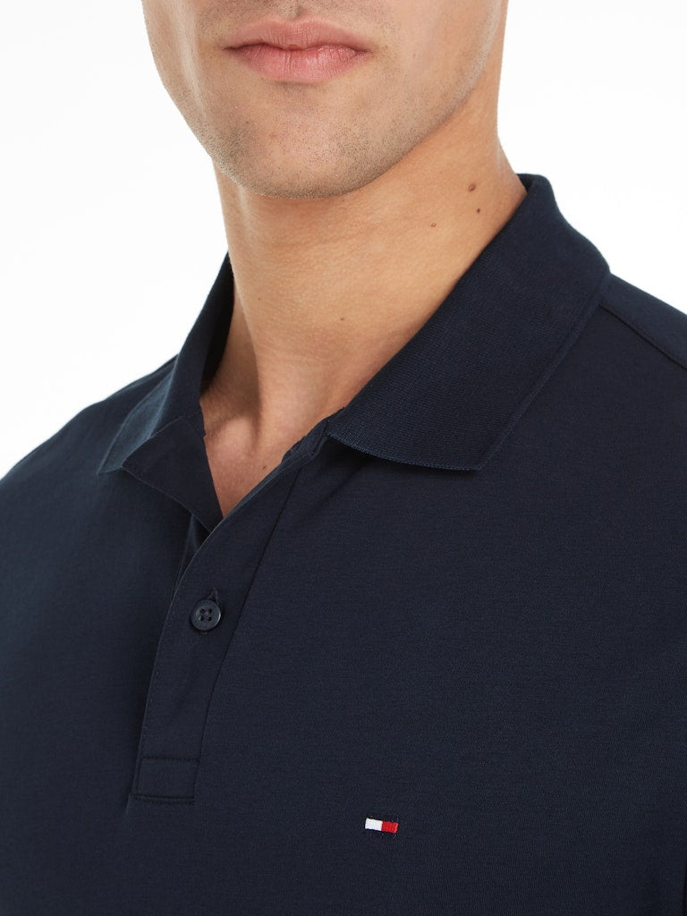 tommy-hilfiger-miesten-pikeepaita-liquid-cotton-essential-tummansininen-3
