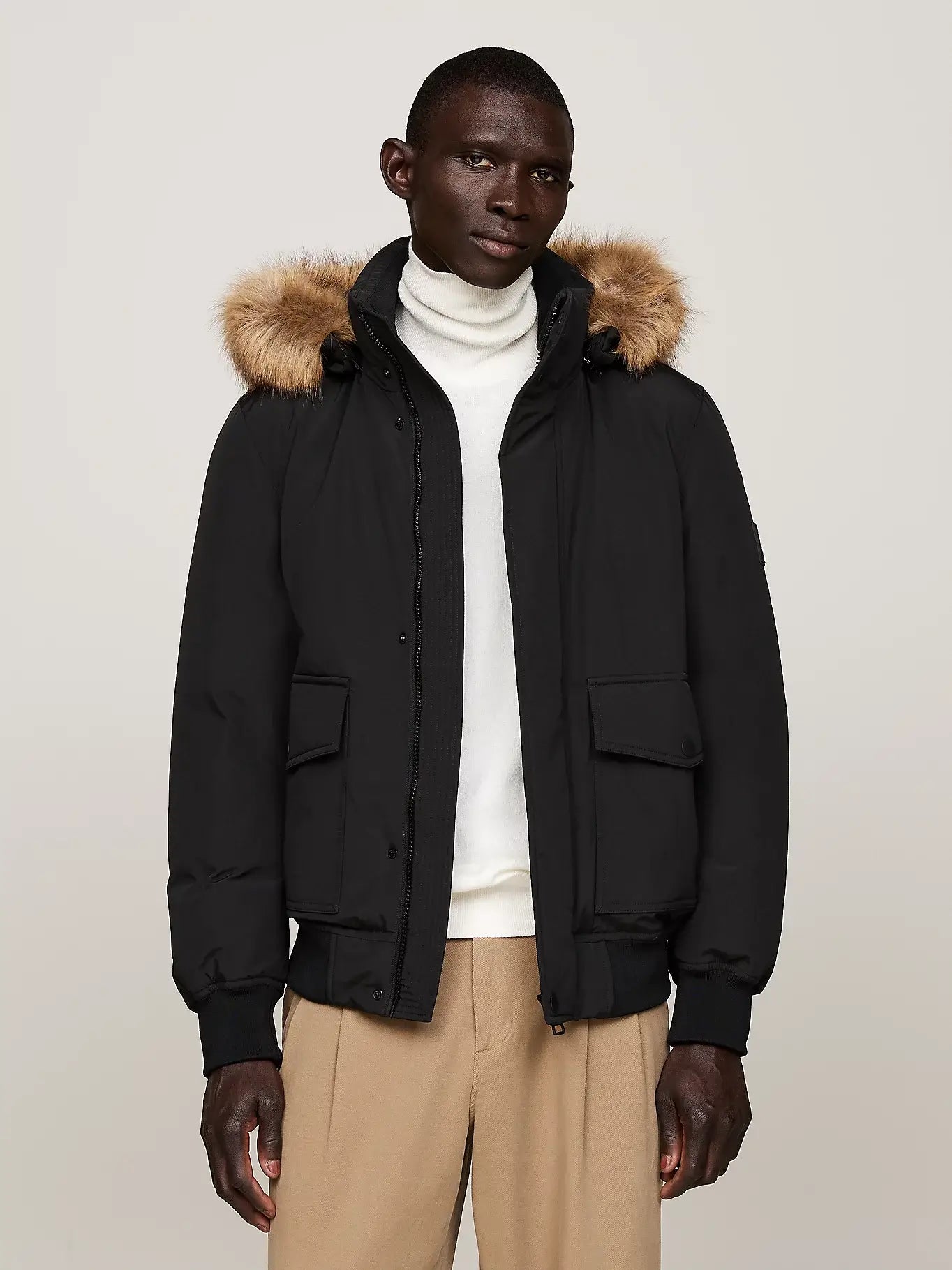 tommy-hilfiger-miesten-takki-rockie-down-bomber-musta-1